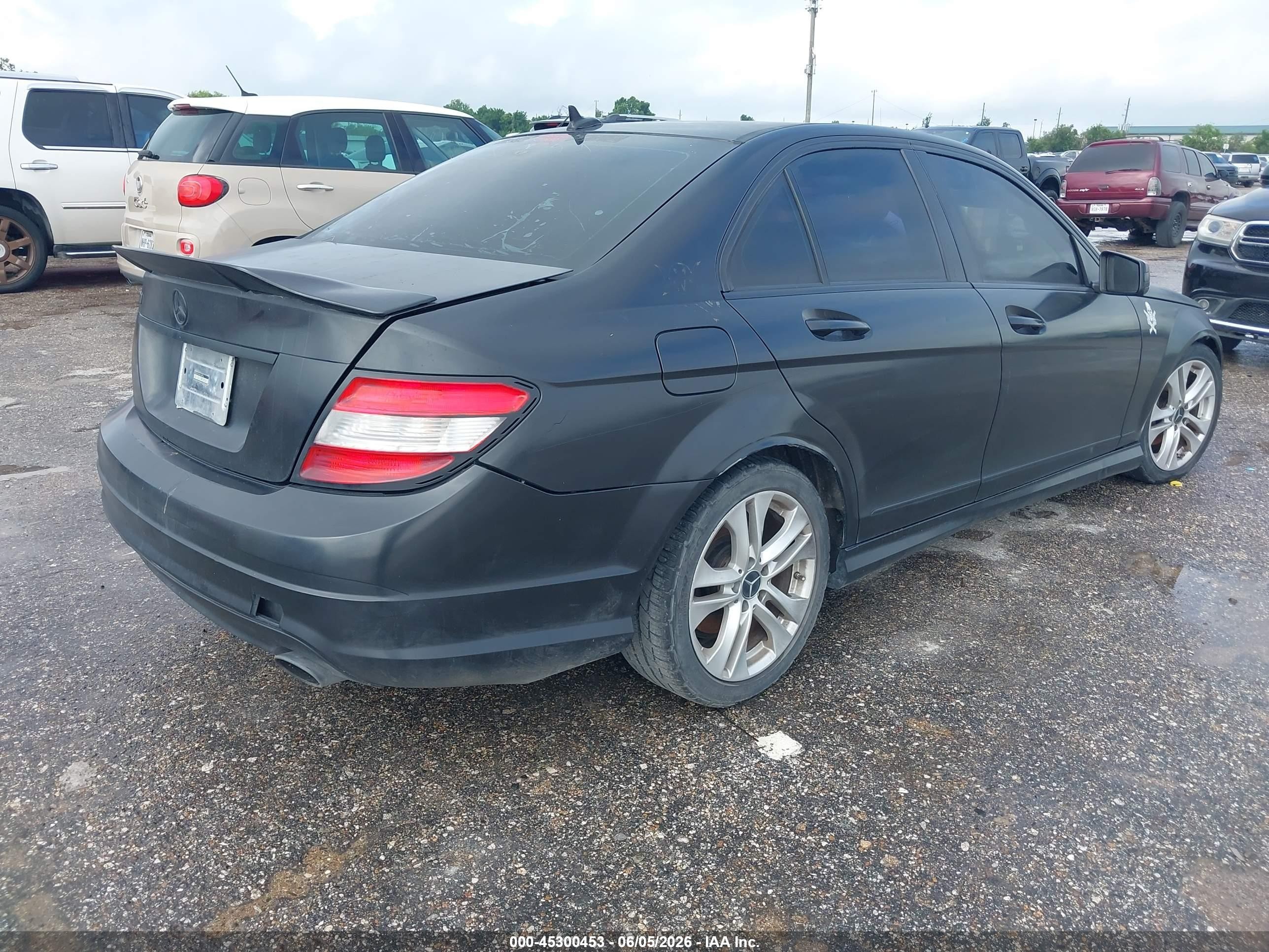2011 Mercedes-benz C 300 Luxury/sport Black vin: WDDGF5EB1BA418266