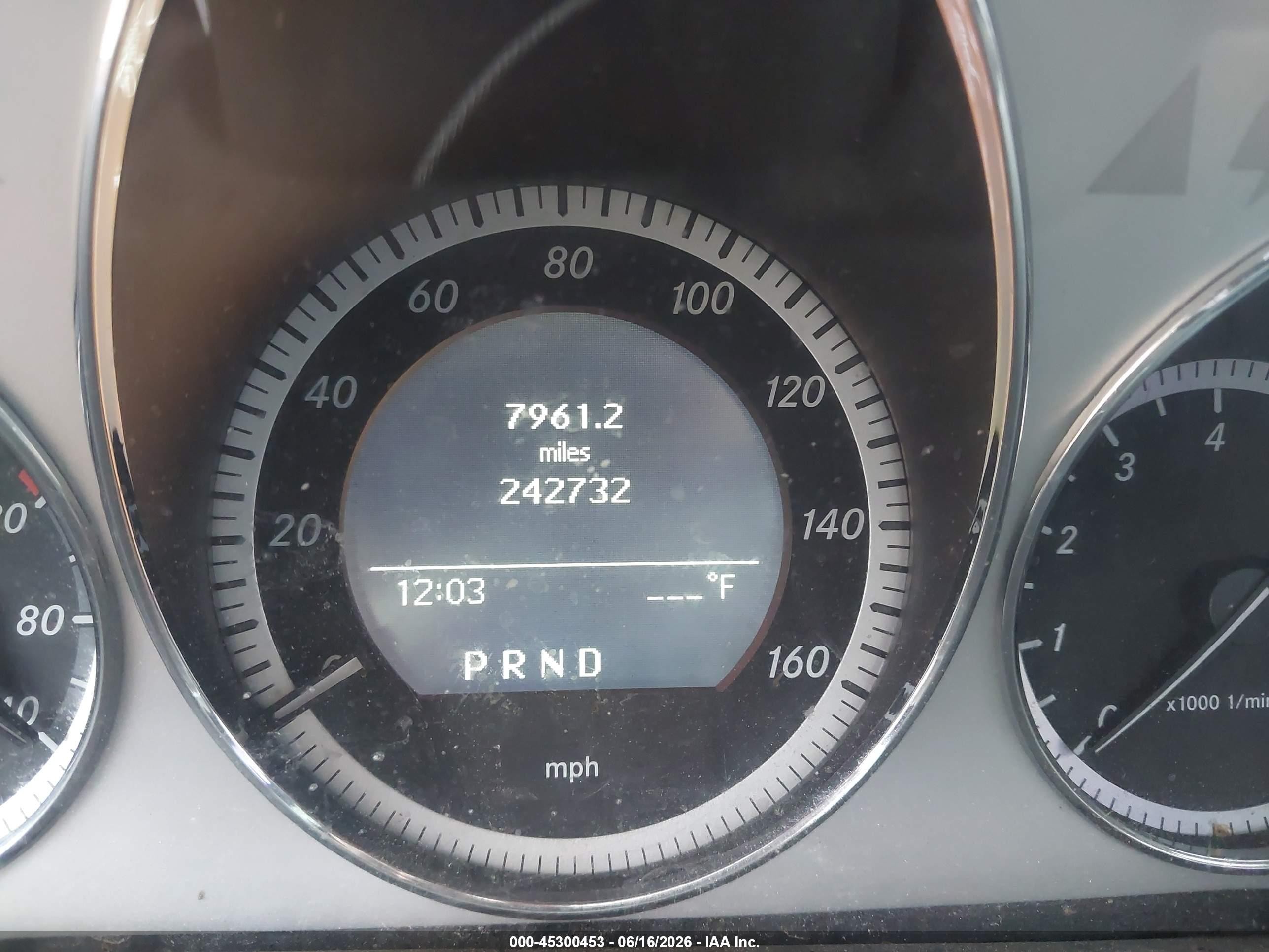 2011 Mercedes-benz C 300 Luxury/sport Black vin: WDDGF5EB1BA418266