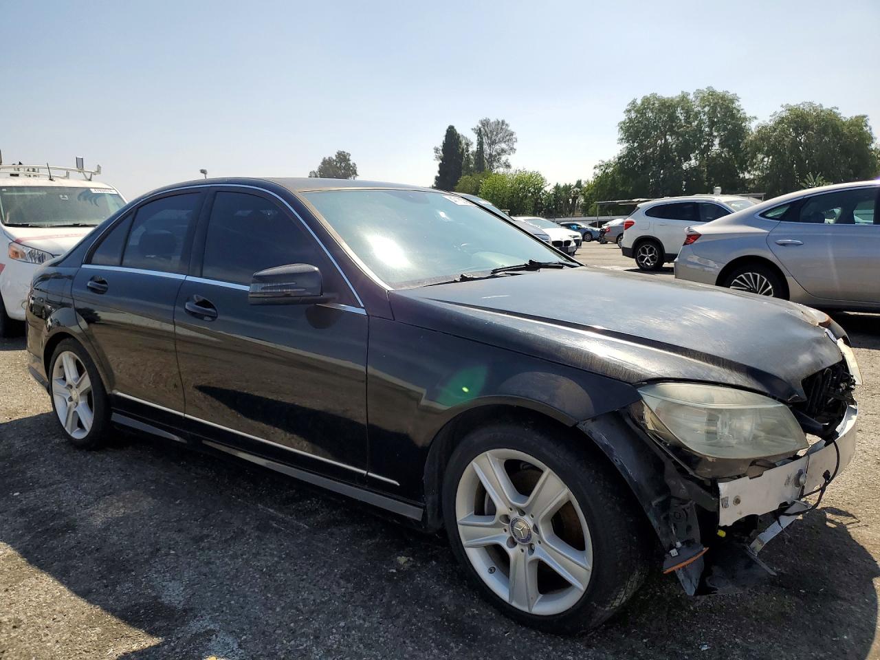 2011 Mercedes-benz C 300 Черный vin: WDDGF5EB1BA424133
