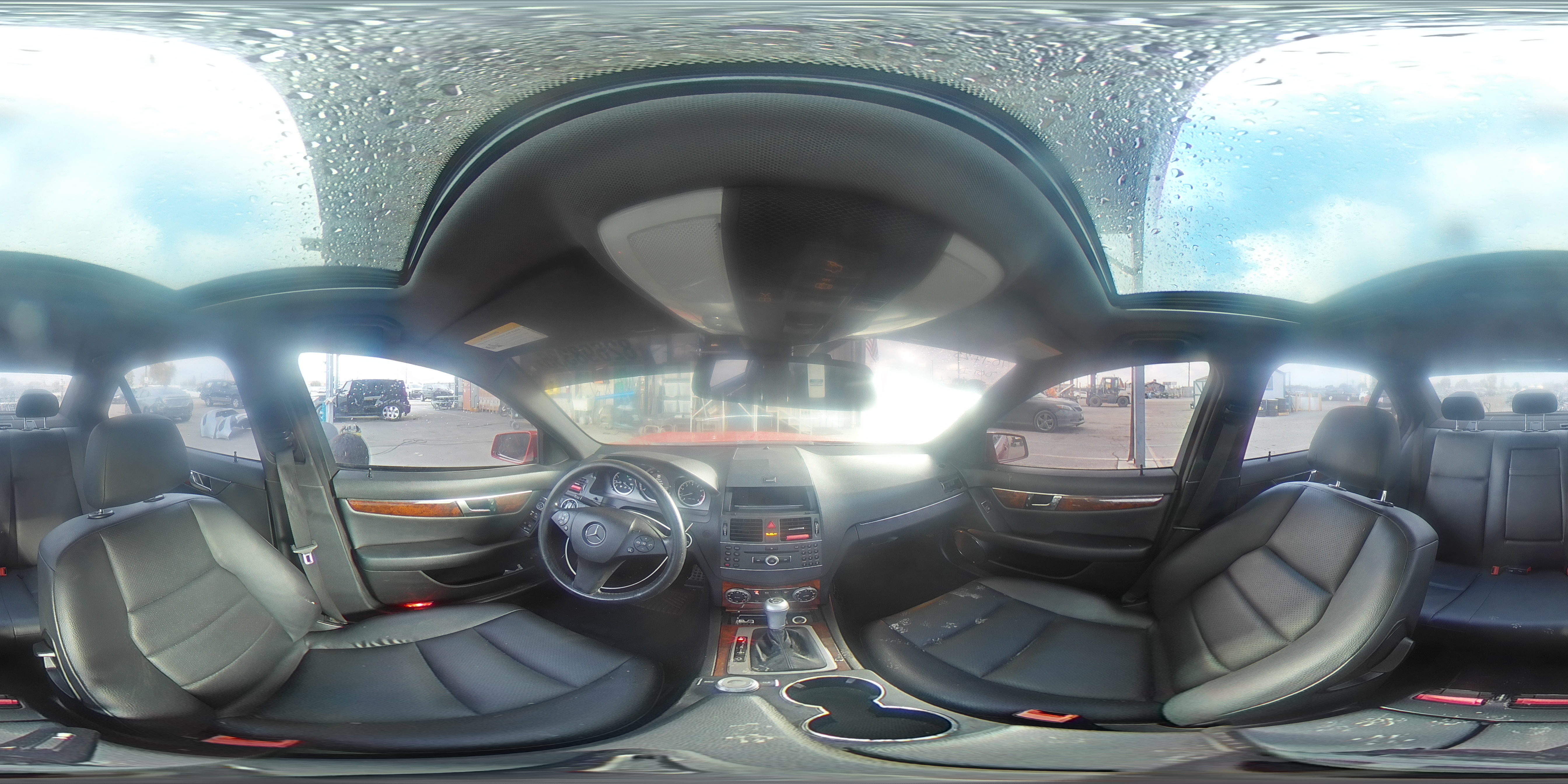 2011 Mercedes-benz C 300 Красный vin: WDDGF5EB1BA456659