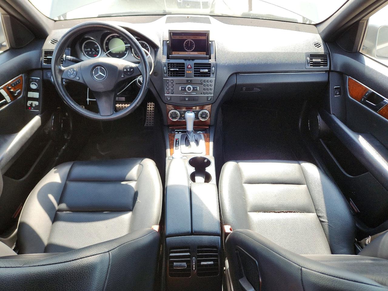 2011 Mercedes-benz C 300 Silver vin: WDDGF5EB1BA464759