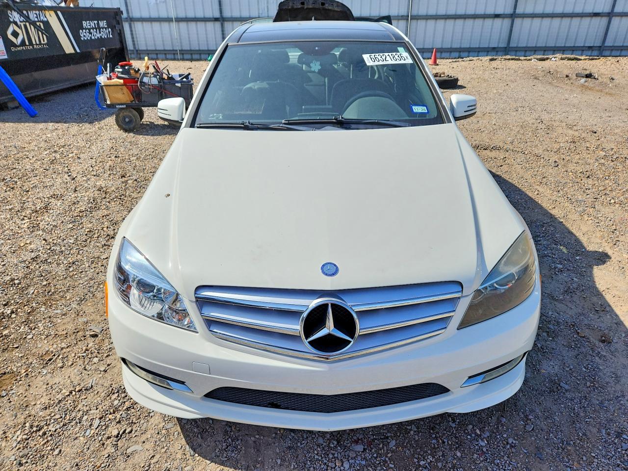 2011 Mercedes-benz C 300 White vin: WDDGF5EB1BA470397