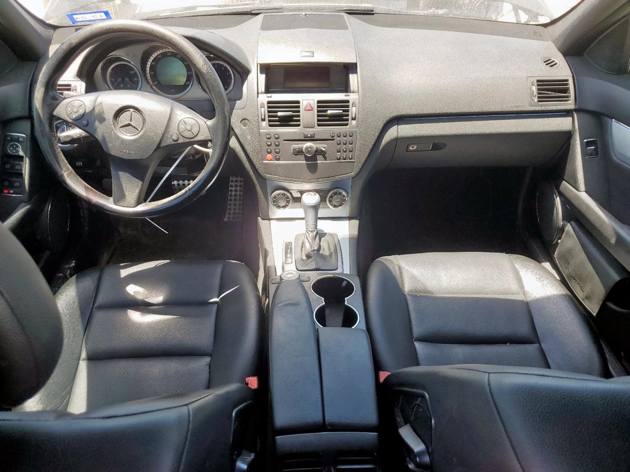 2011 Mercedes-benz C 300 Черный vin: WDDGF5EB1BA474336