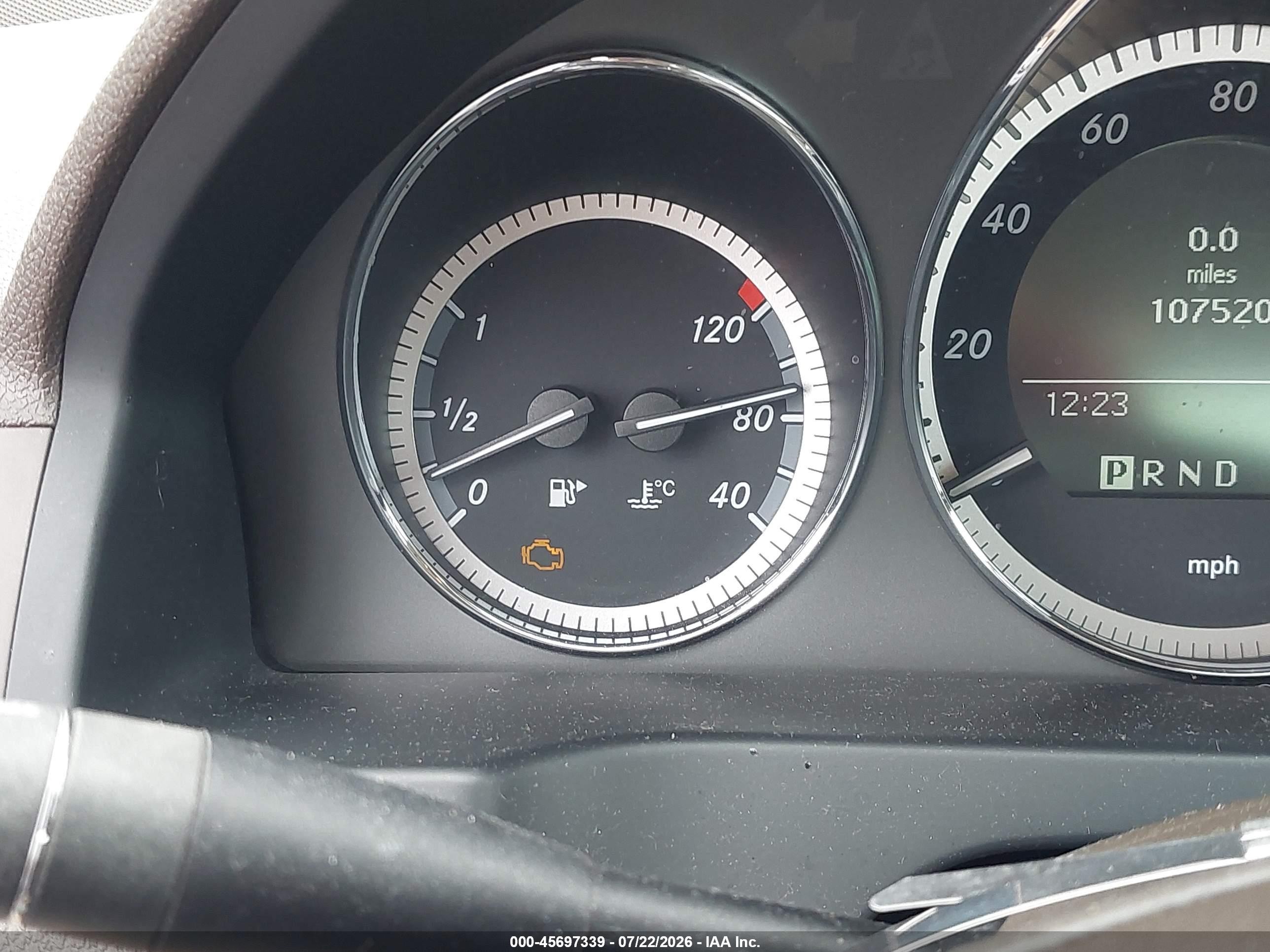 2011 Mercedes-benz C 300 Luxury/sport Коричневый vin: WDDGF5EB1BA495400