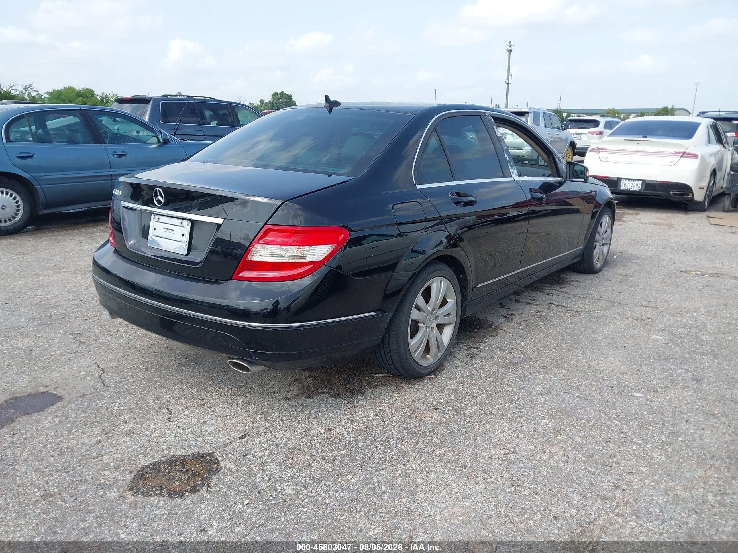 2011 Mercedes-benz C 300 Luxury/sport Black vin: WDDGF5EB1BR140101