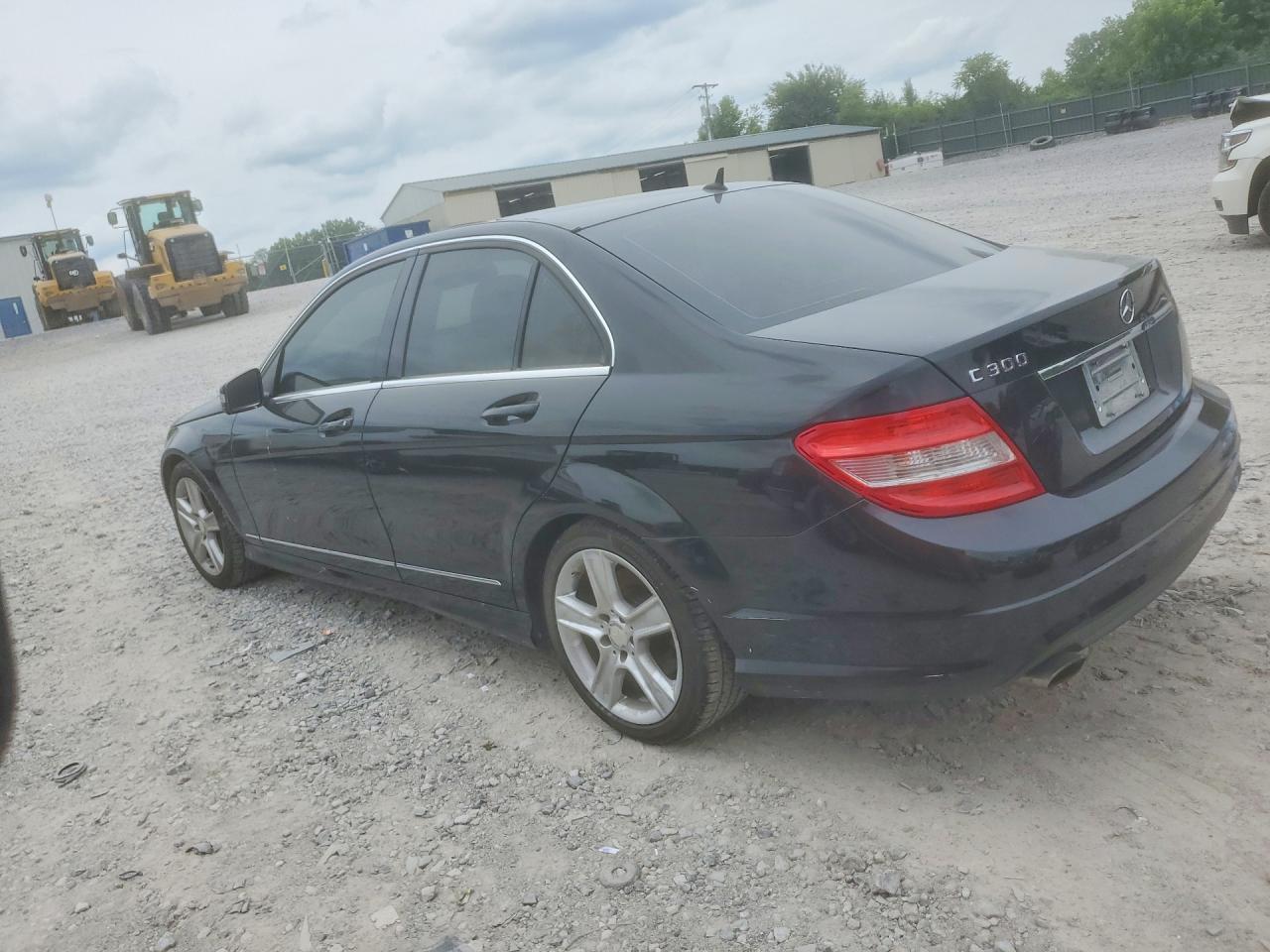 2011 Mercedes-benz C 300 Black vin: WDDGF5EB1BR152314
