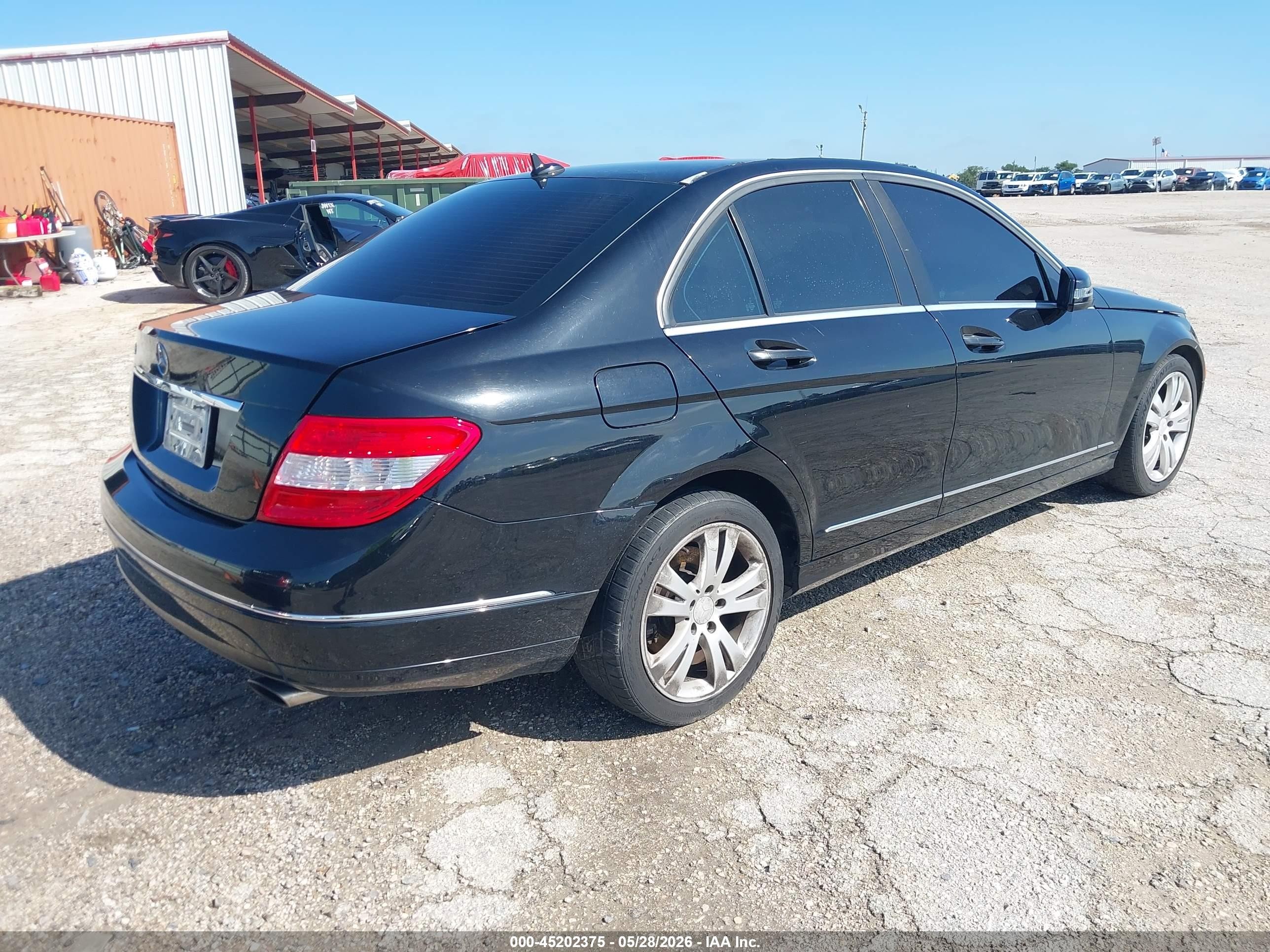 2011 Mercedes-benz C 300 Luxury/sport Black vin: WDDGF5EB1BR158498