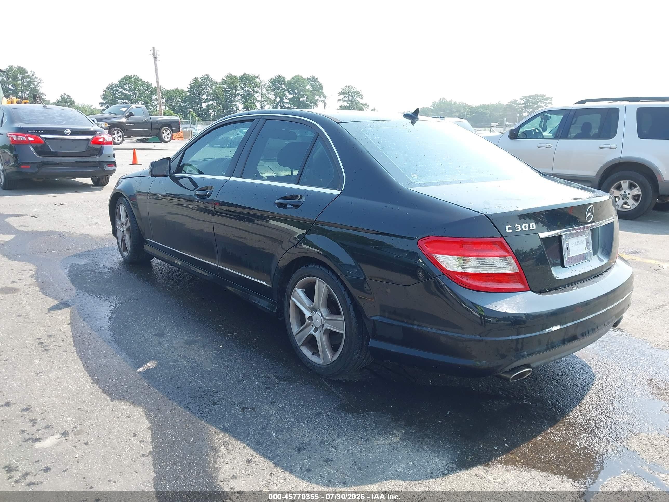 2011 Mercedes-benz C 300 Luxury/sport Black vin: WDDGF5EB1BR170456