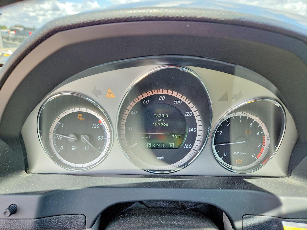 2011 Mercedes-benz C 300 Gray vin: WDDGF5EB1BR174877