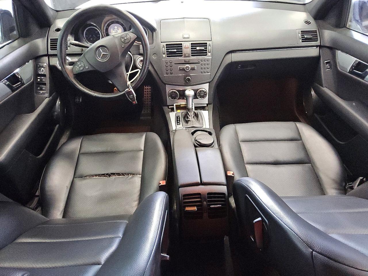 2010 Mercedes-benz C 300 Black vin: WDDGF5EB2AR088623