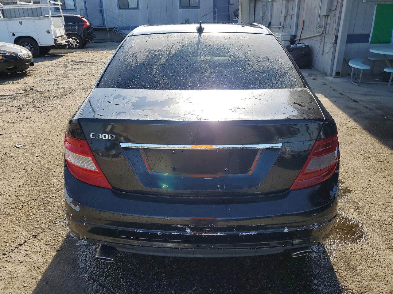 2011 Mercedes-benz C 300 Black vin: WDDGF5EB2BA479545