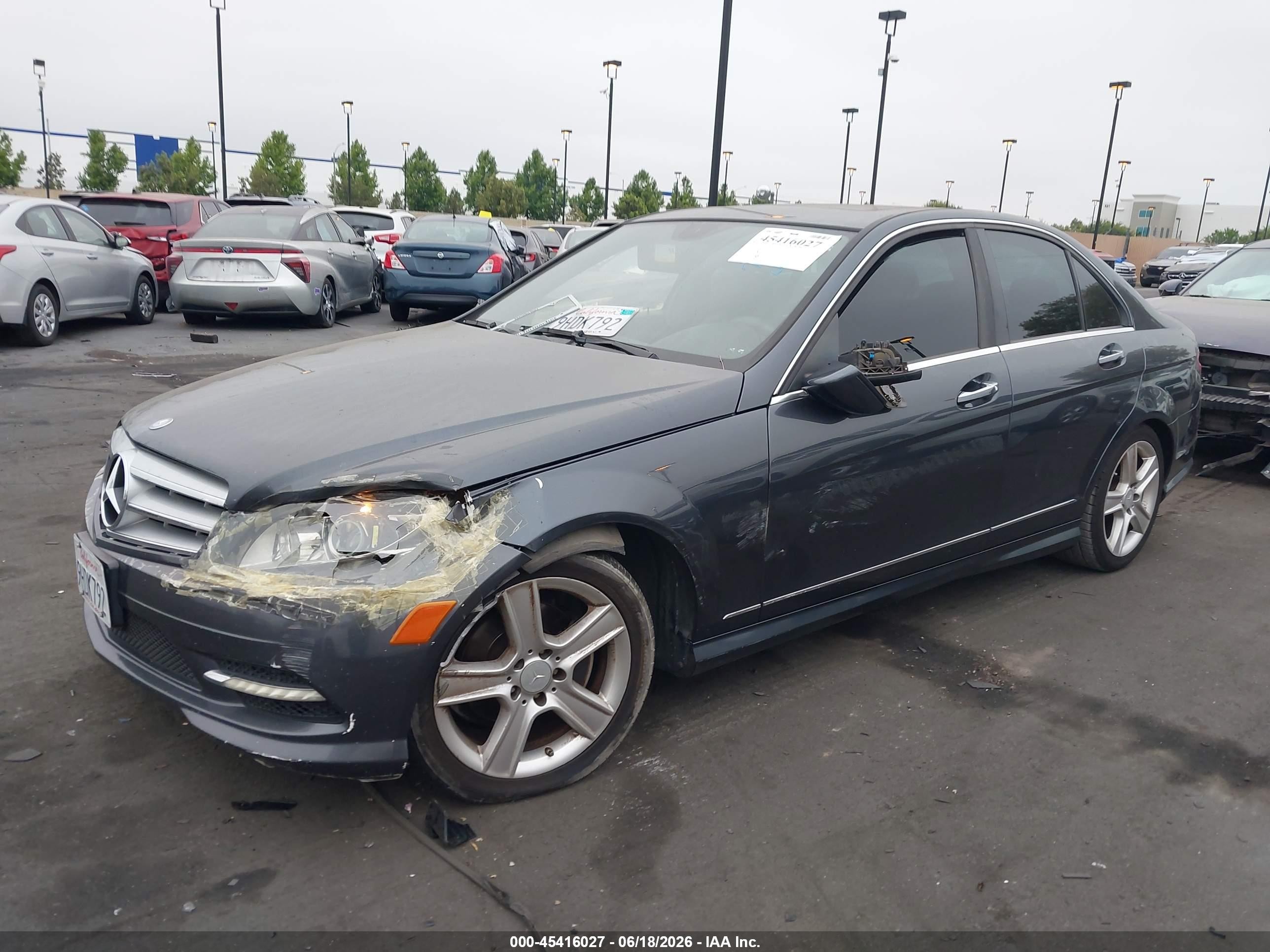 2011 Mercedes-benz C 300 Luxury/sport Gray vin: WDDGF5EB2BA510728