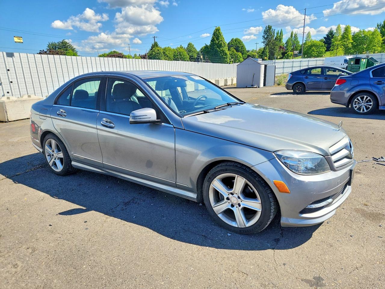 2011 Mercedes-benz C 300 Silver vin: WDDGF5EB2BA514746