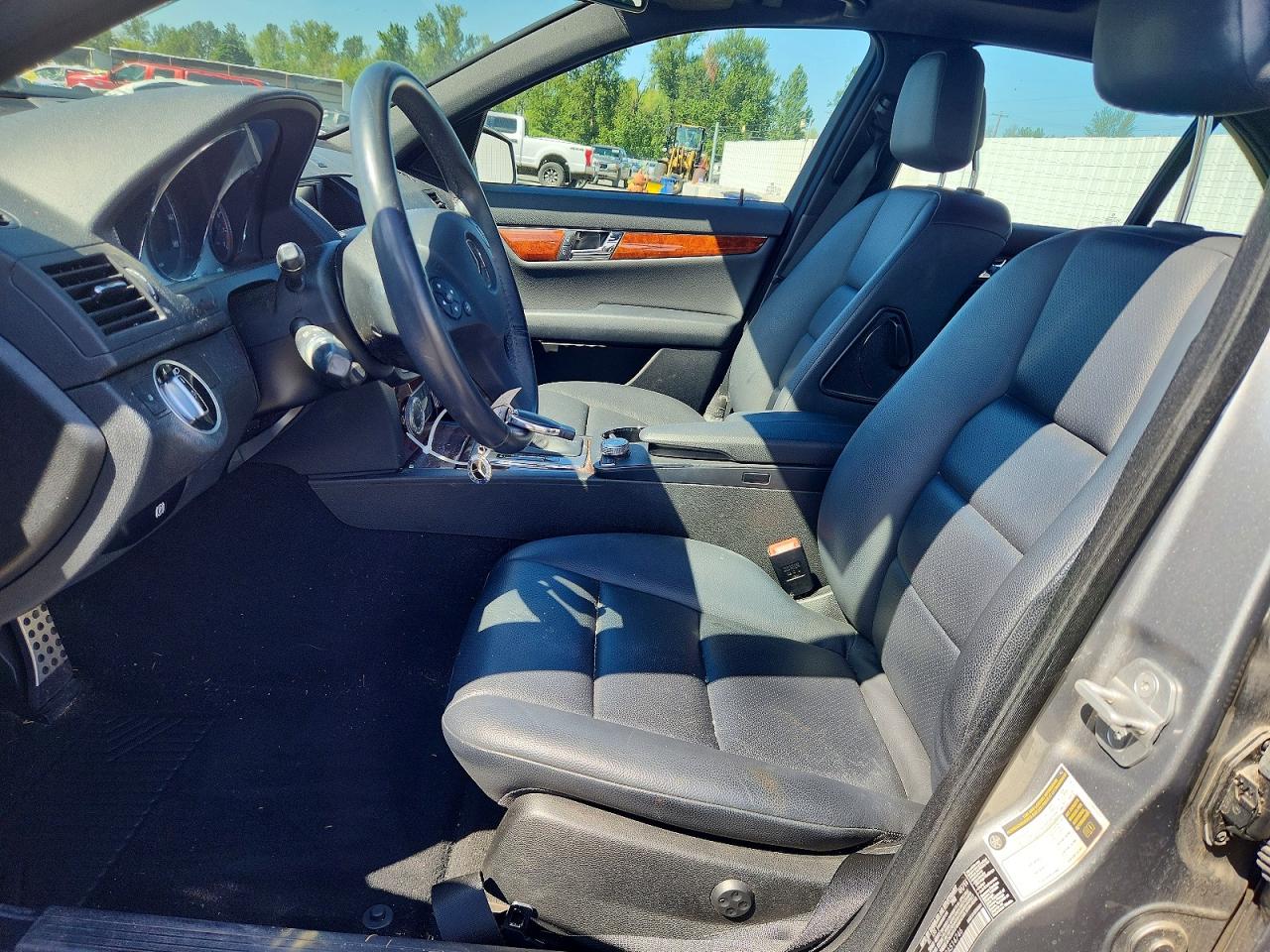 2011 Mercedes-benz C 300 Silver vin: WDDGF5EB2BA514746