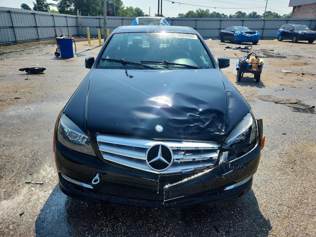 2011 Mercedes-benz C 300 Черный vin: WDDGF5EB2BA522054