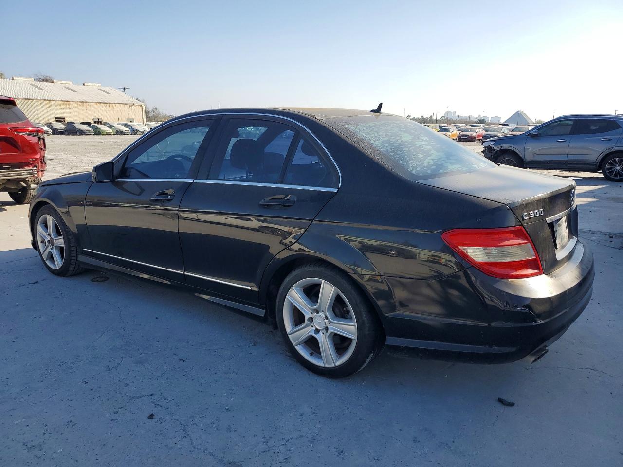 2011 Mercedes-benz C 300 Черный vin: WDDGF5EB2BF635666