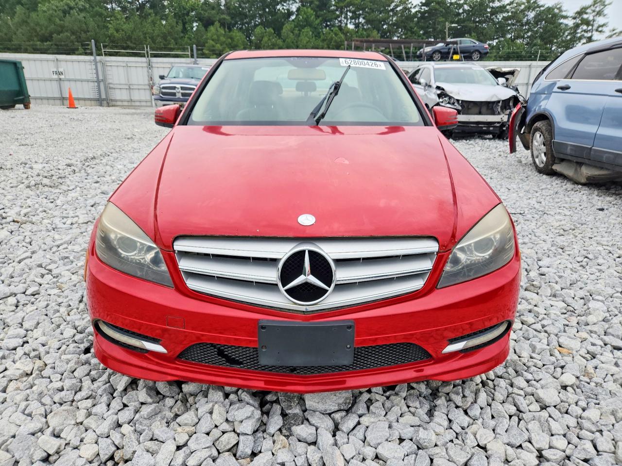 2011 Mercedes-benz C 300 Красный vin: WDDGF5EB2BF647056