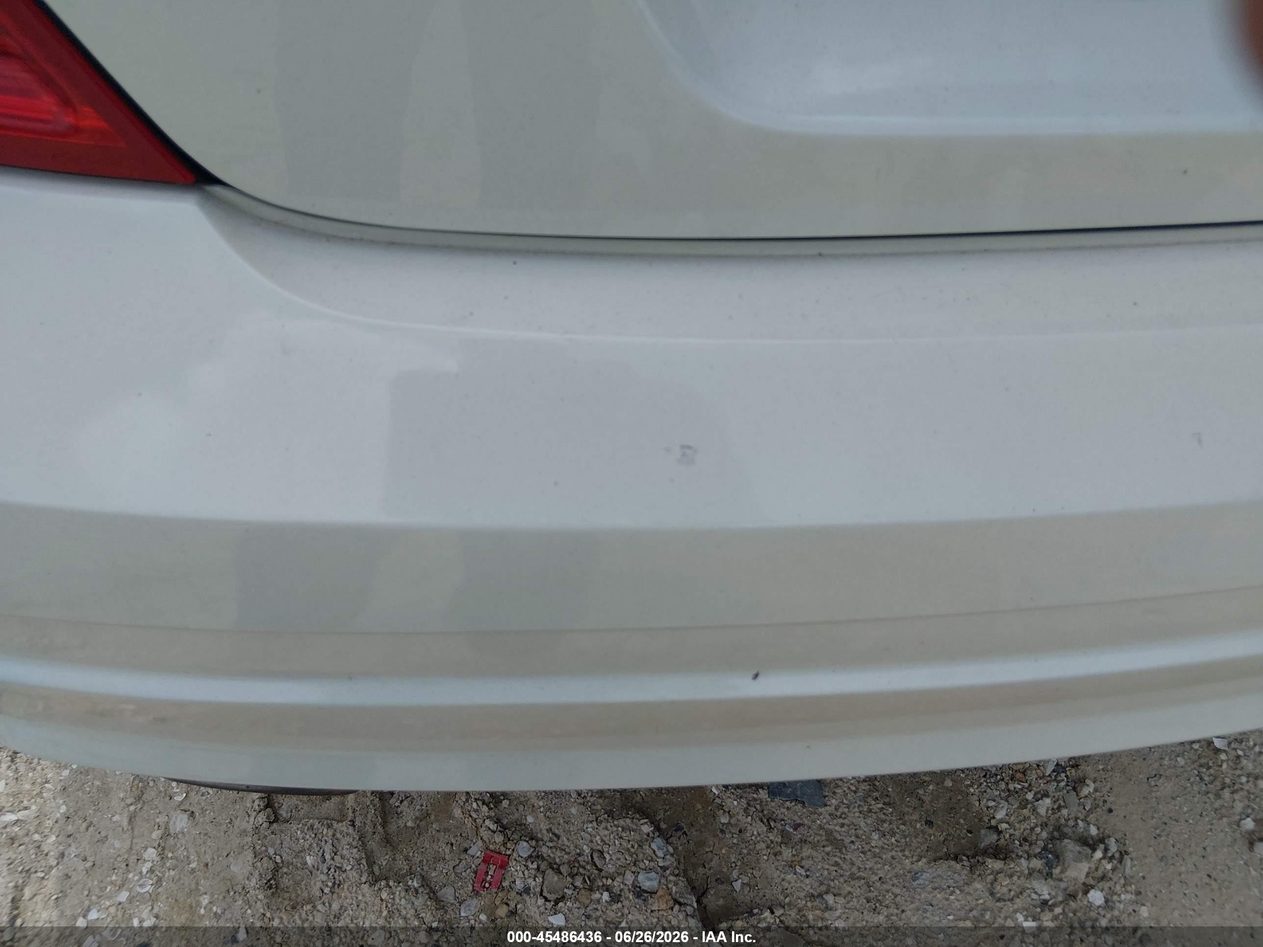 2011 Mercedes-benz C 300 Luxury/sport Белый vin: WDDGF5EB2BF654721