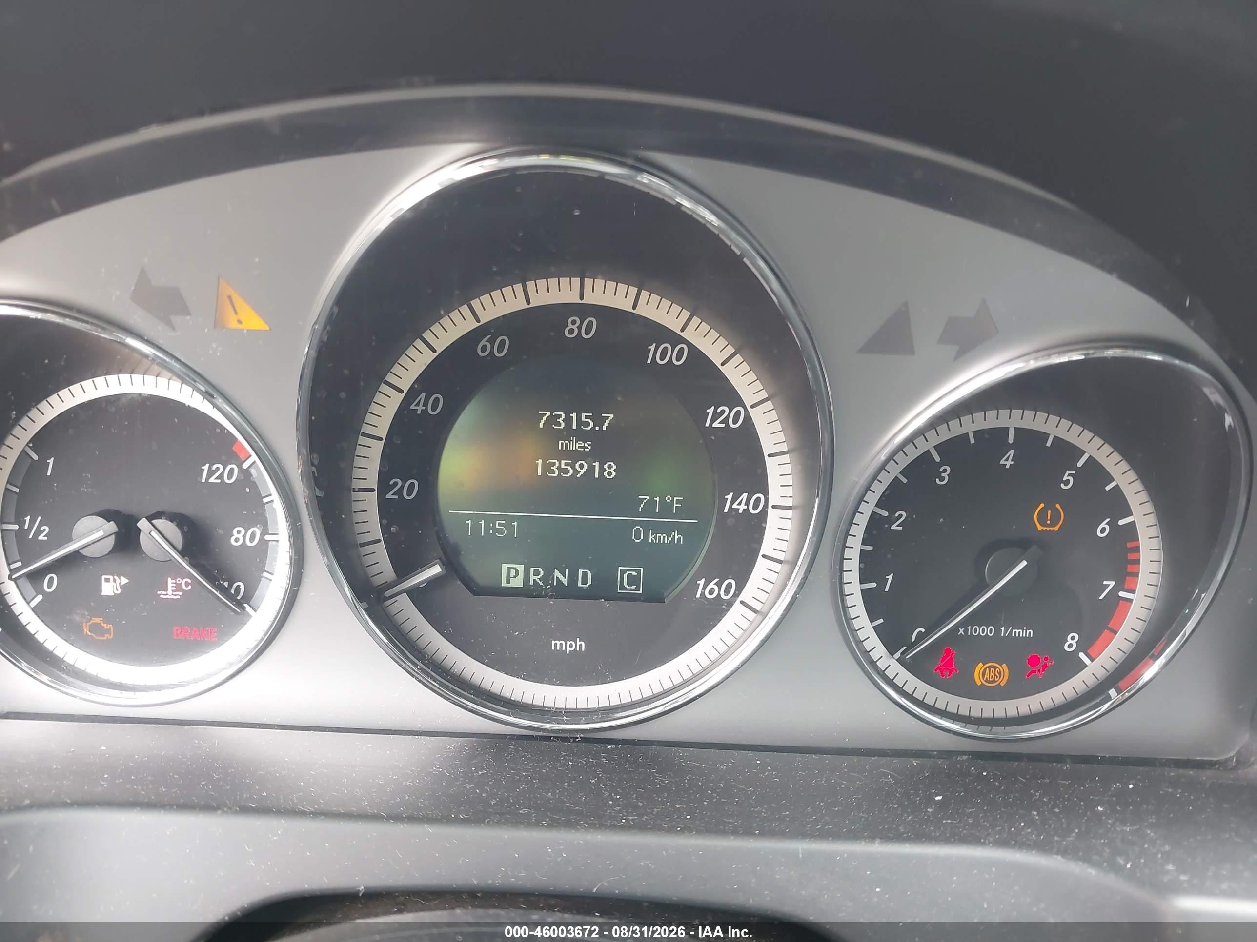 2010 Mercedes-benz C 300 Luxury/sport Gray vin: WDDGF5EB3AR092955