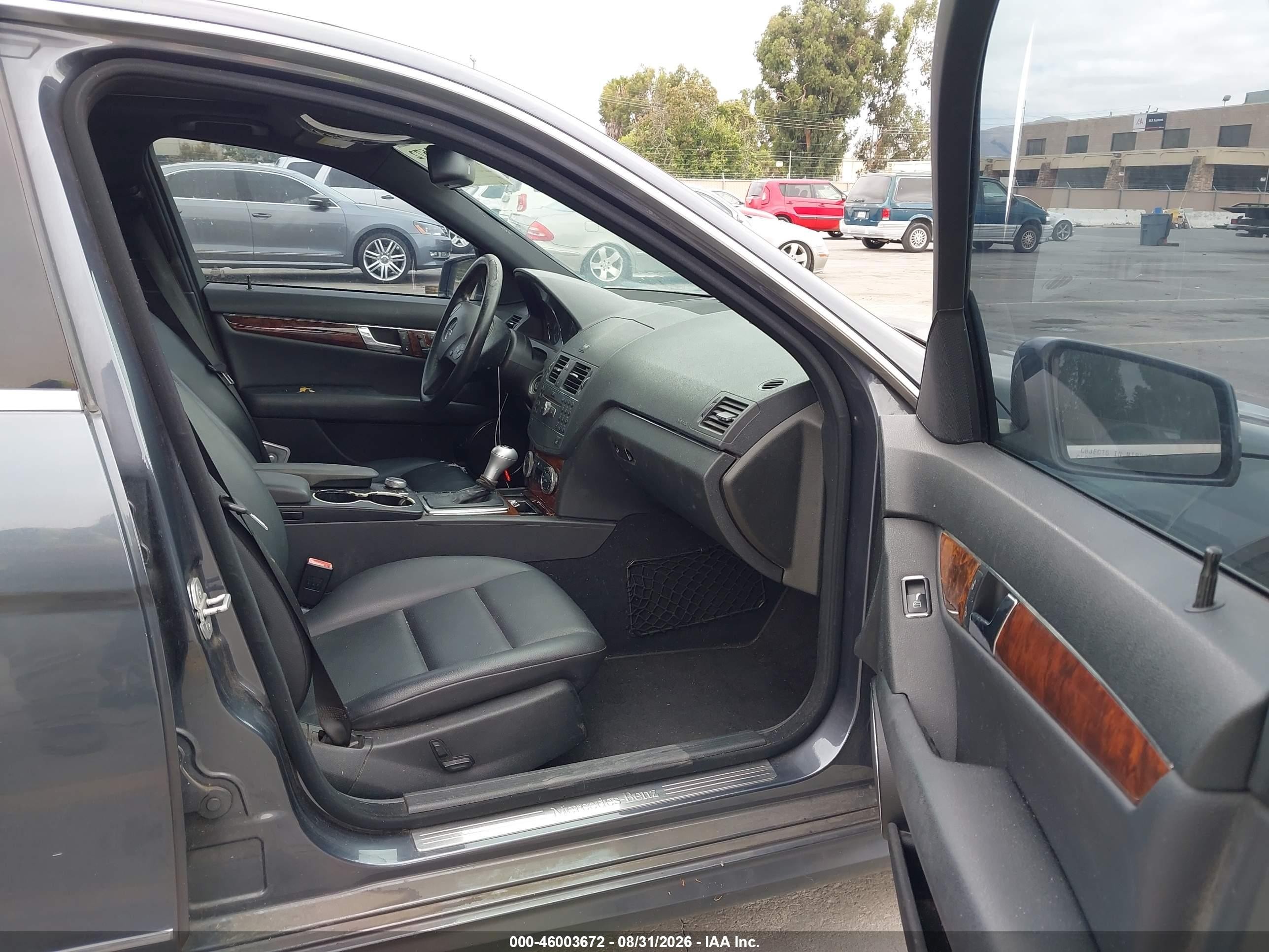 2010 Mercedes-benz C 300 Luxury/sport Gray vin: WDDGF5EB3AR092955