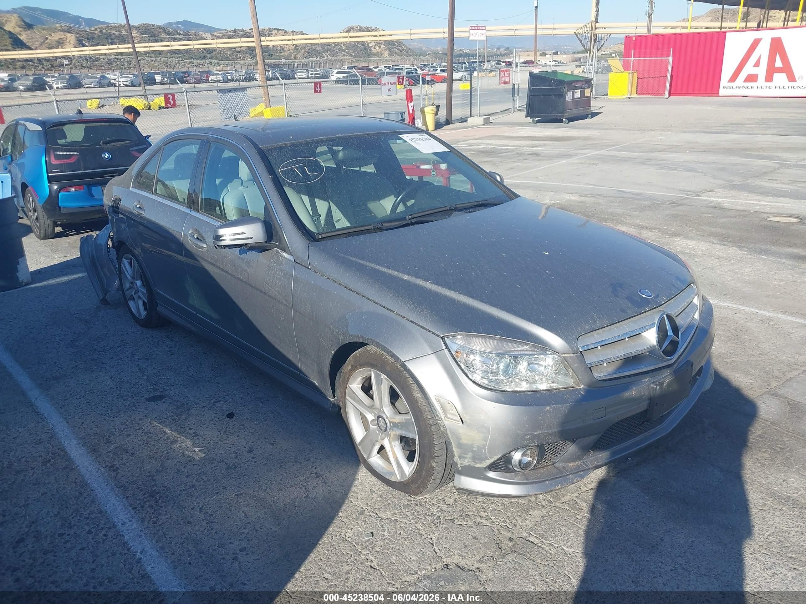 2010 Mercedes-benz C 300 Sport Silver vin: WDDGF5EB3AR109639