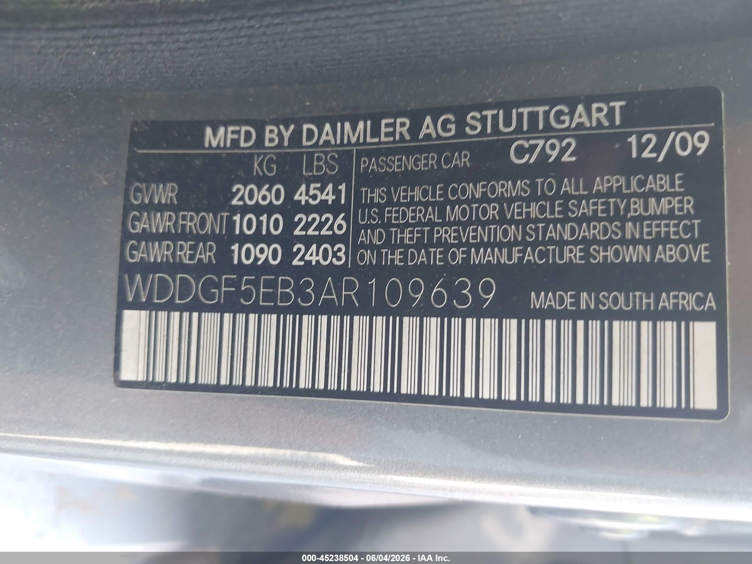 2010 Mercedes-benz C 300 Sport Silver vin: WDDGF5EB3AR109639