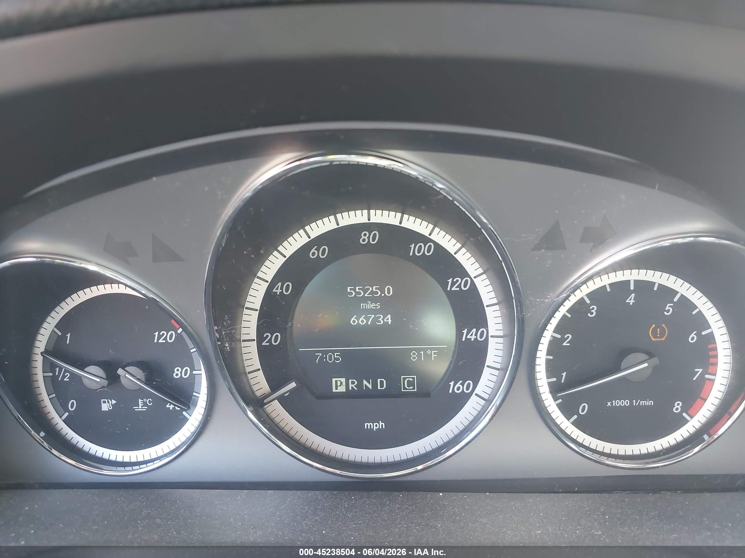 2010 Mercedes-benz C 300 Sport Silver vin: WDDGF5EB3AR109639