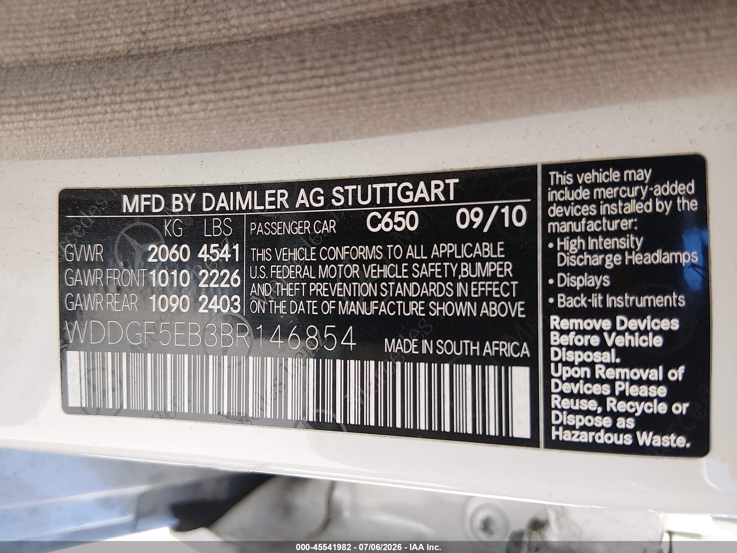 2011 Mercedes-benz C 300 Luxury Белый vin: WDDGF5EB3BR146854