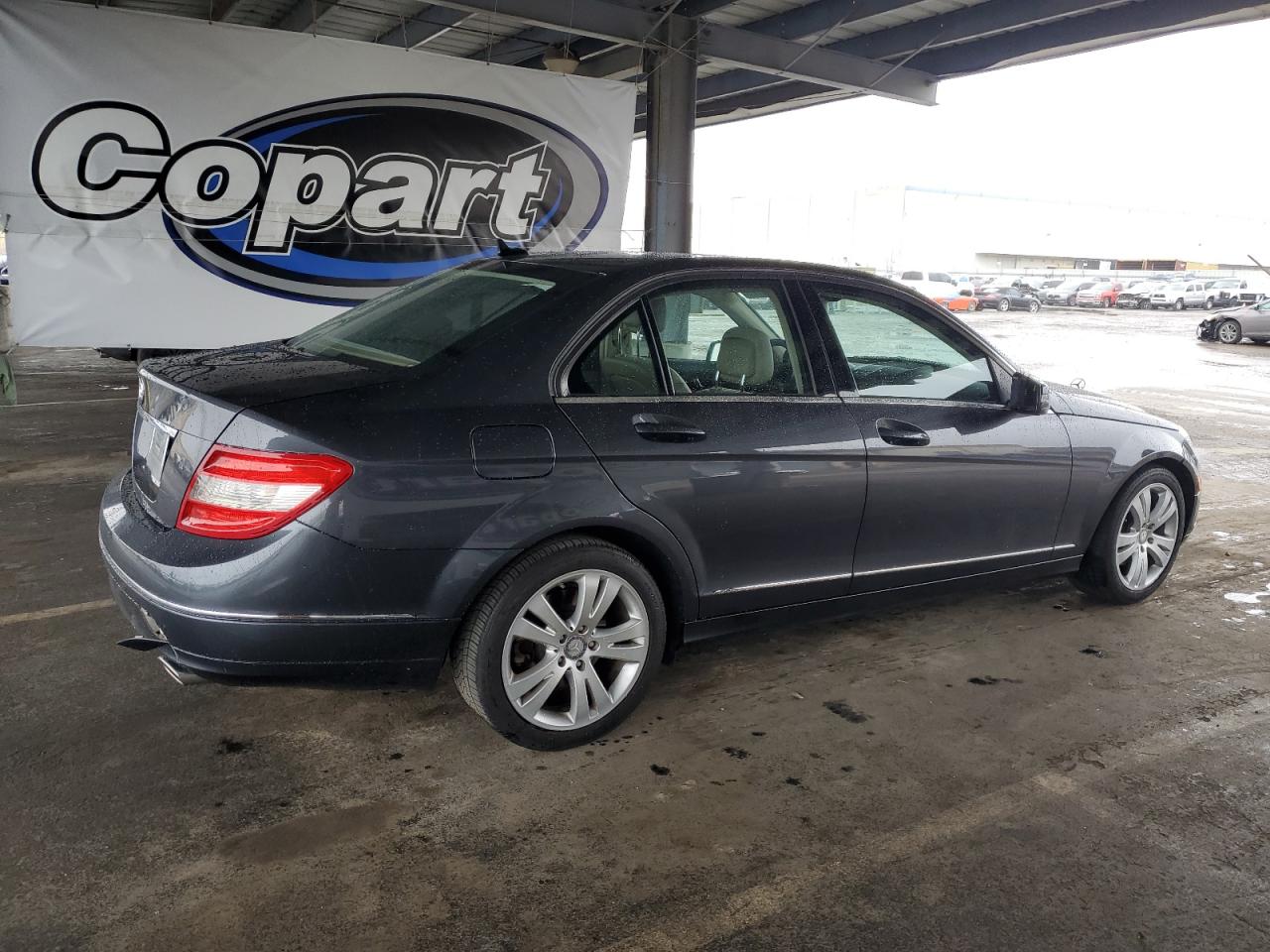 2011 Mercedes-benz C 300 Серый vin: WDDGF5EB3BR156199