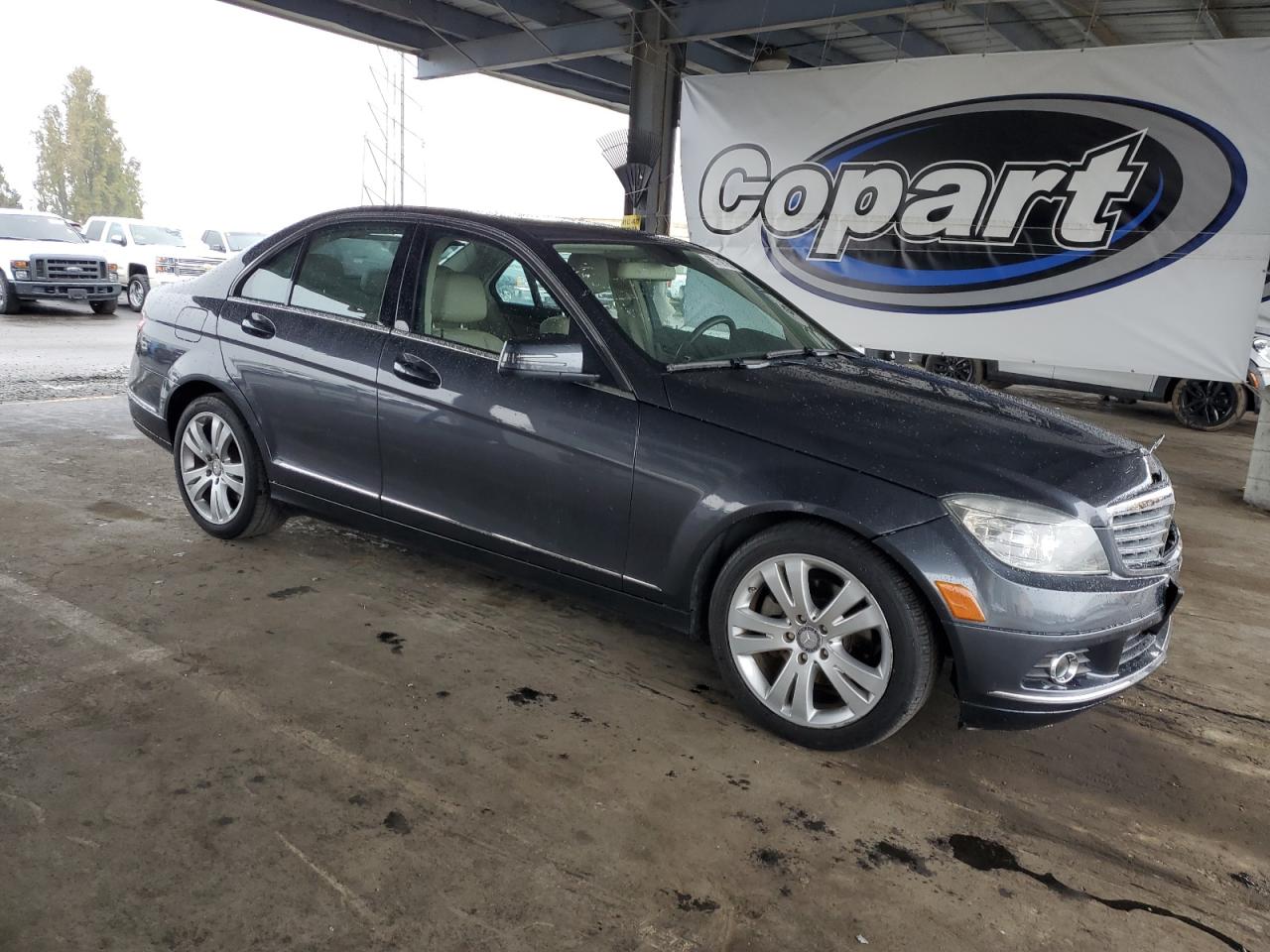 2011 Mercedes-benz C 300 Серый vin: WDDGF5EB3BR156199