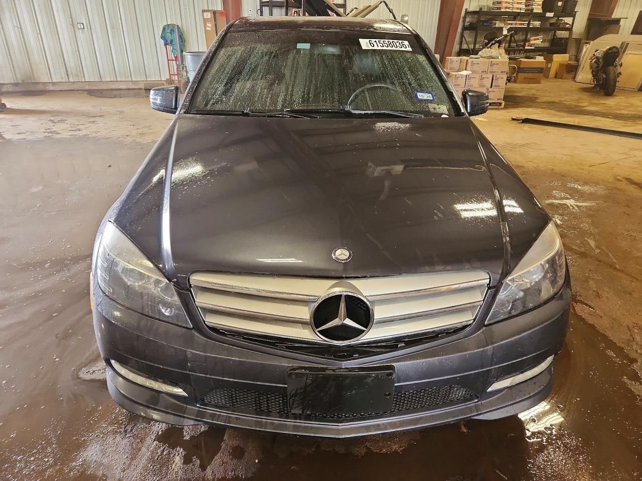 2011 Mercedes-benz C 300 Gray vin: WDDGF5EB3BR168675