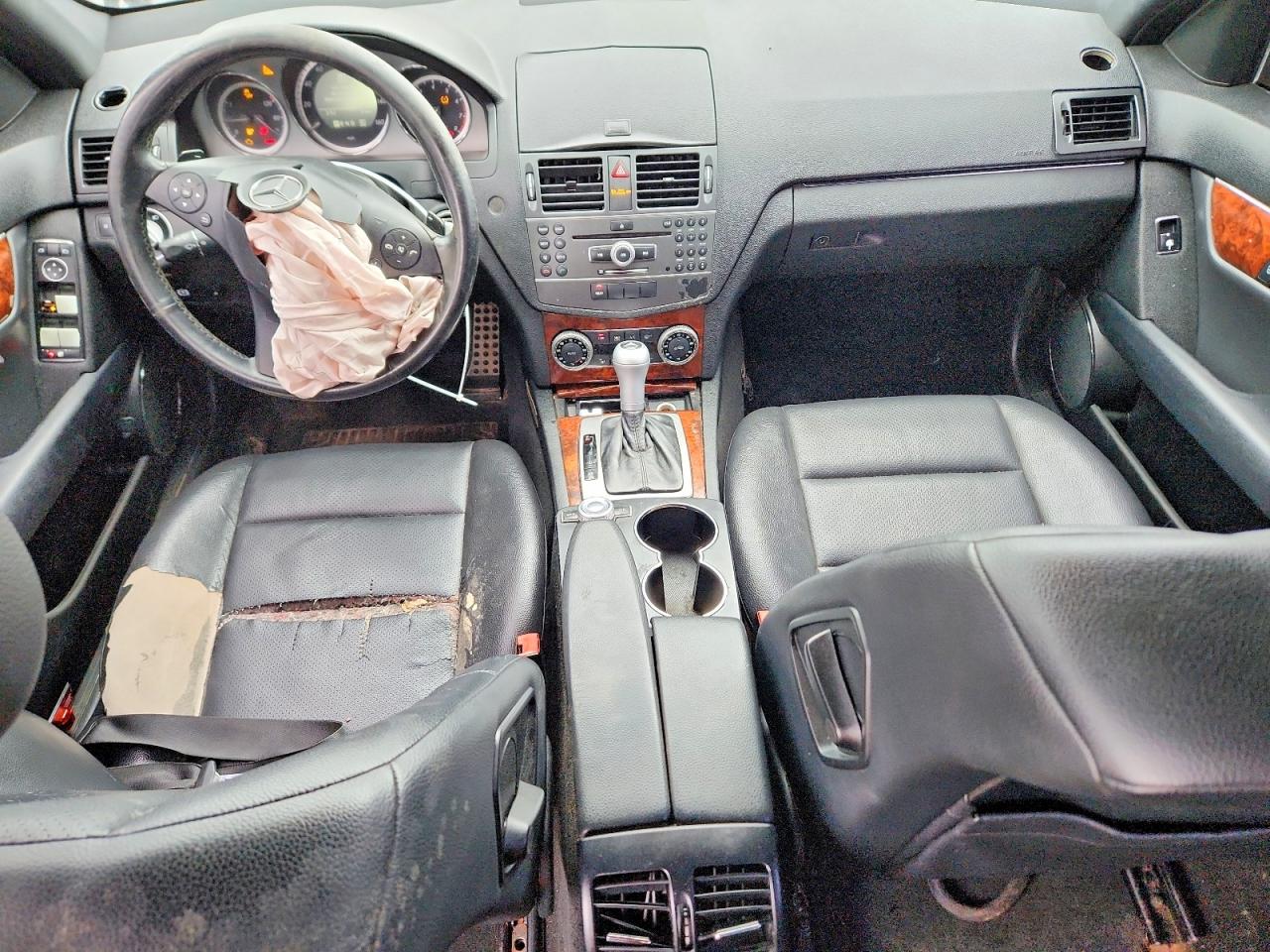 2011 Mercedes-benz C 300 Black vin: WDDGF5EB3BR170264
