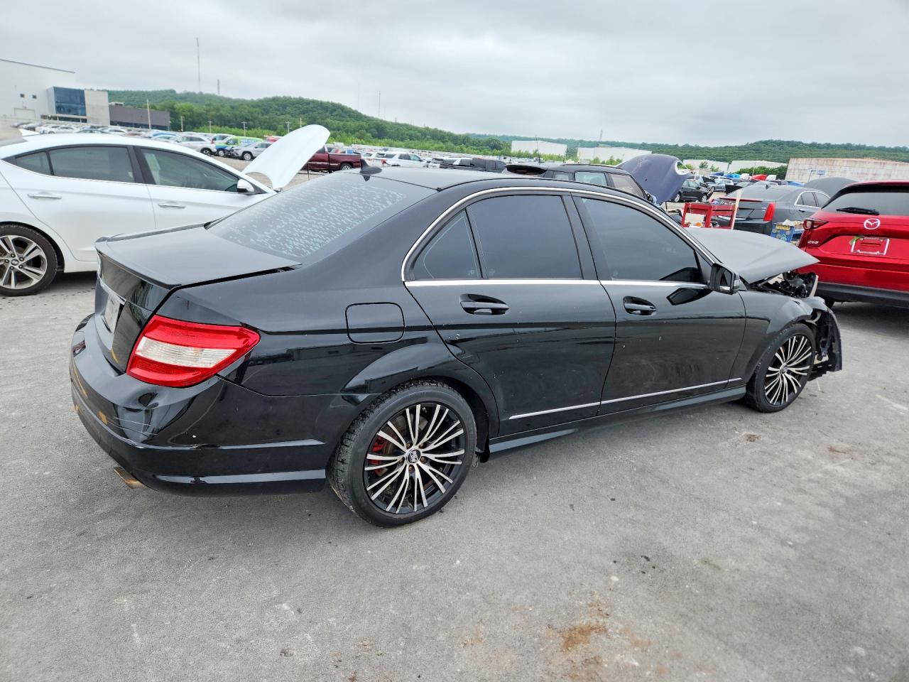 2011 Mercedes-benz C 300 Black vin: WDDGF5EB3BR170264
