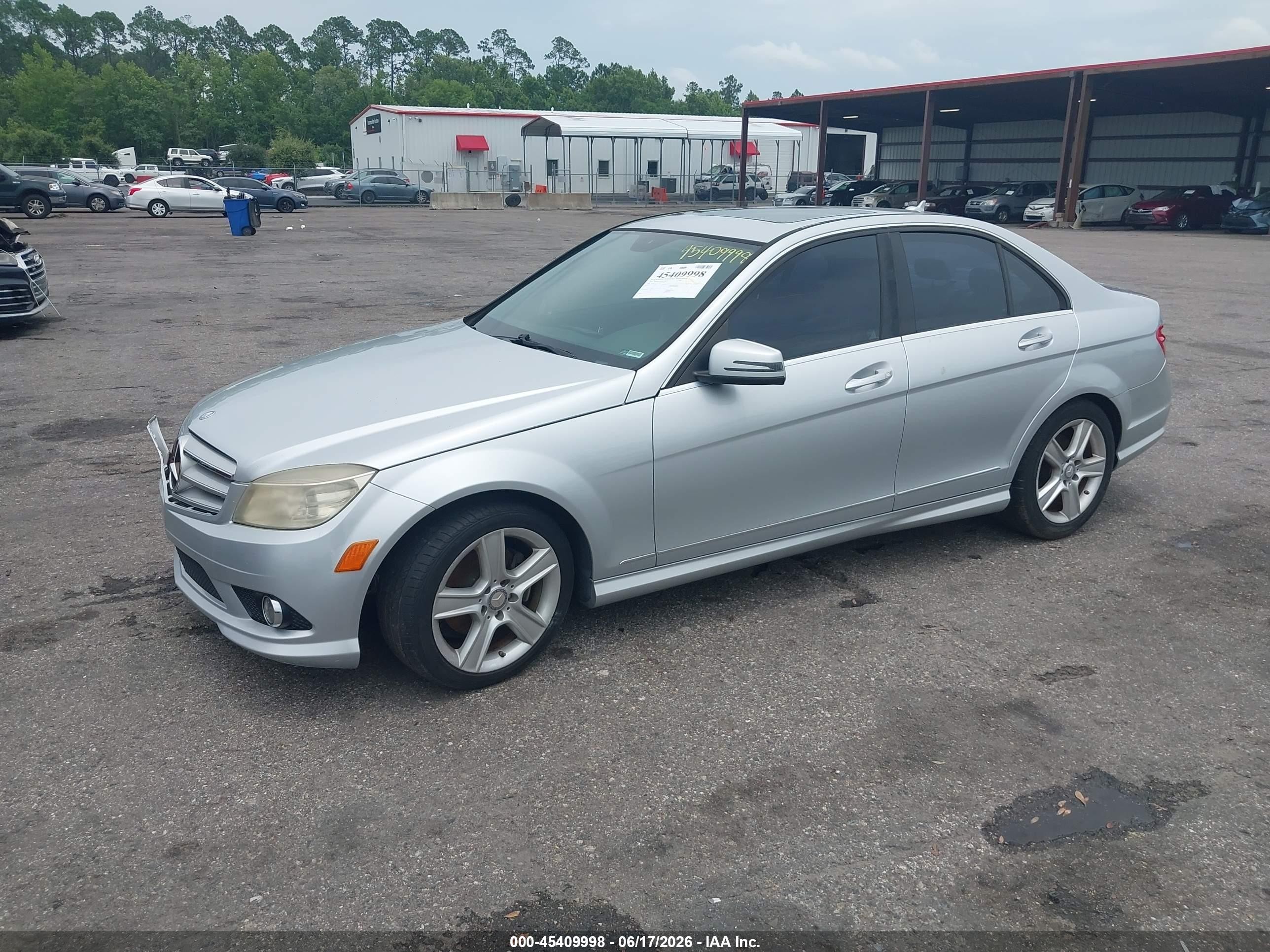 2010 Mercedes-benz C 300 Sport Silver vin: WDDGF5EB4AR103025