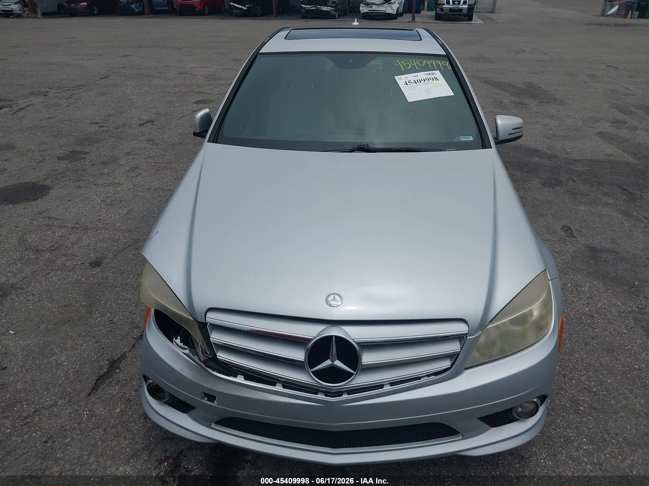 2010 Mercedes-benz C 300 Sport Silver vin: WDDGF5EB4AR103025