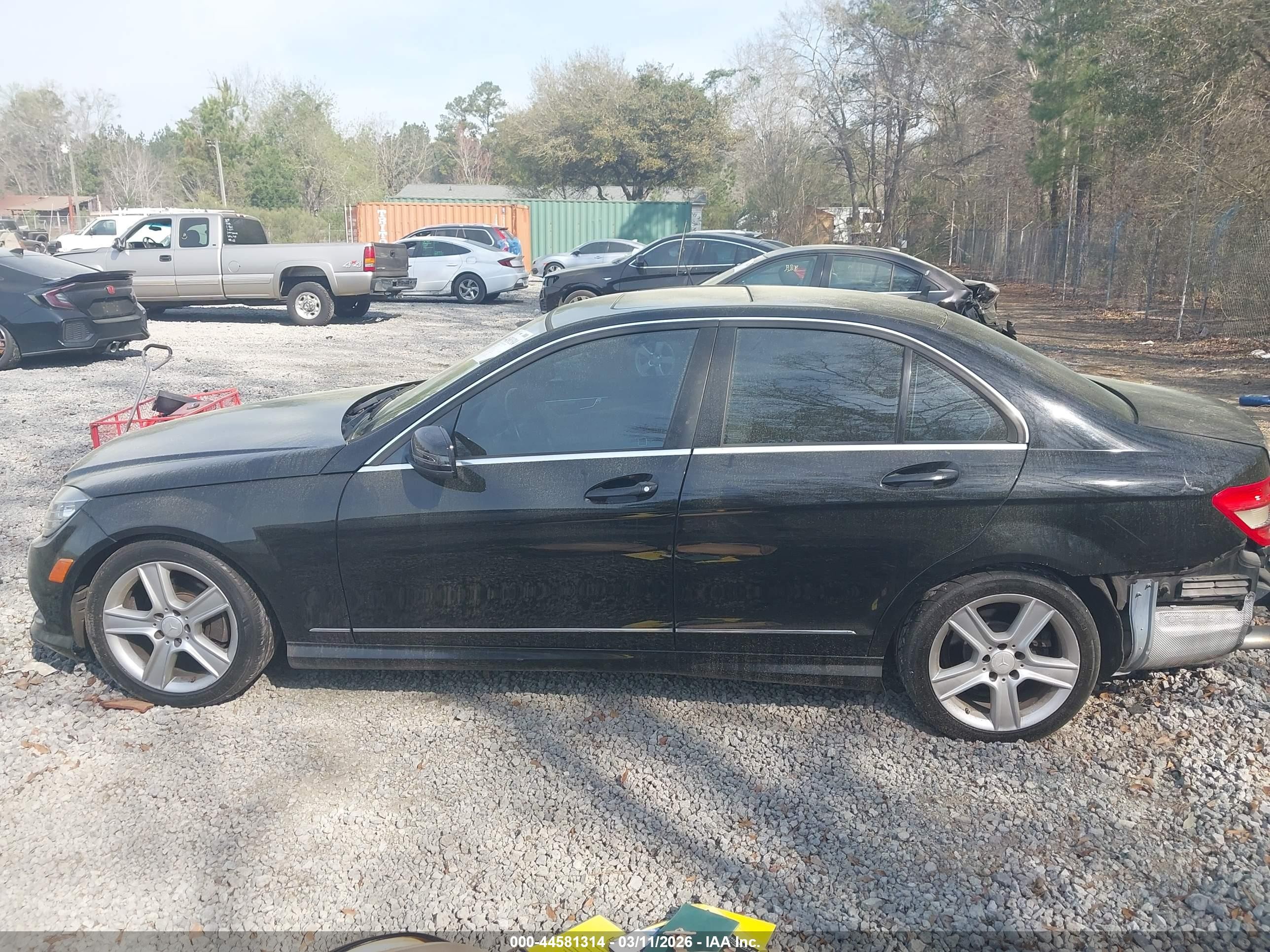 2011 Mercedes-benz C 300 Sport Black vin: WDDGF5EB4BA449642