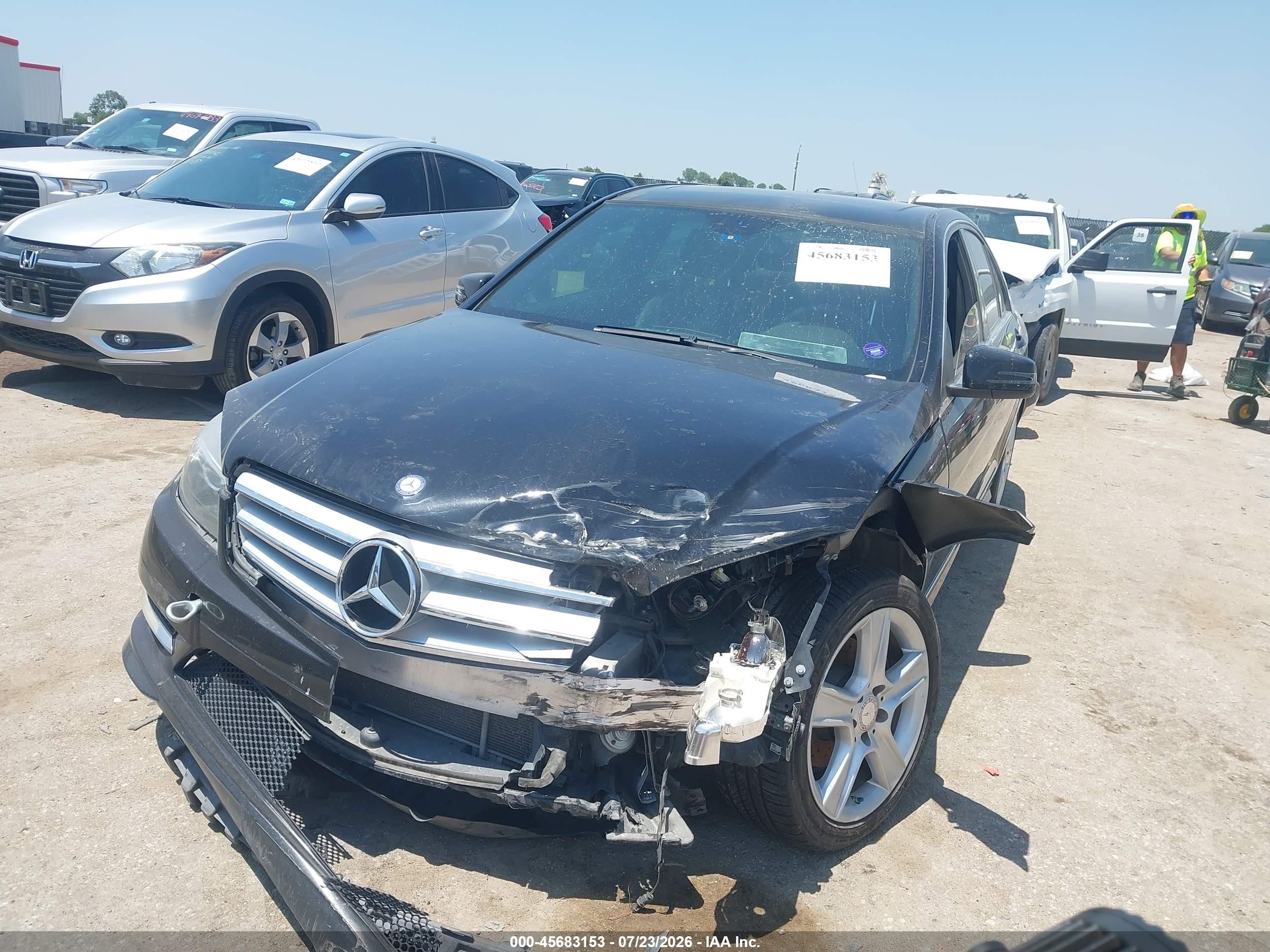 2011 Mercedes-benz C 300 Sport Black vin: WDDGF5EB4BA465968