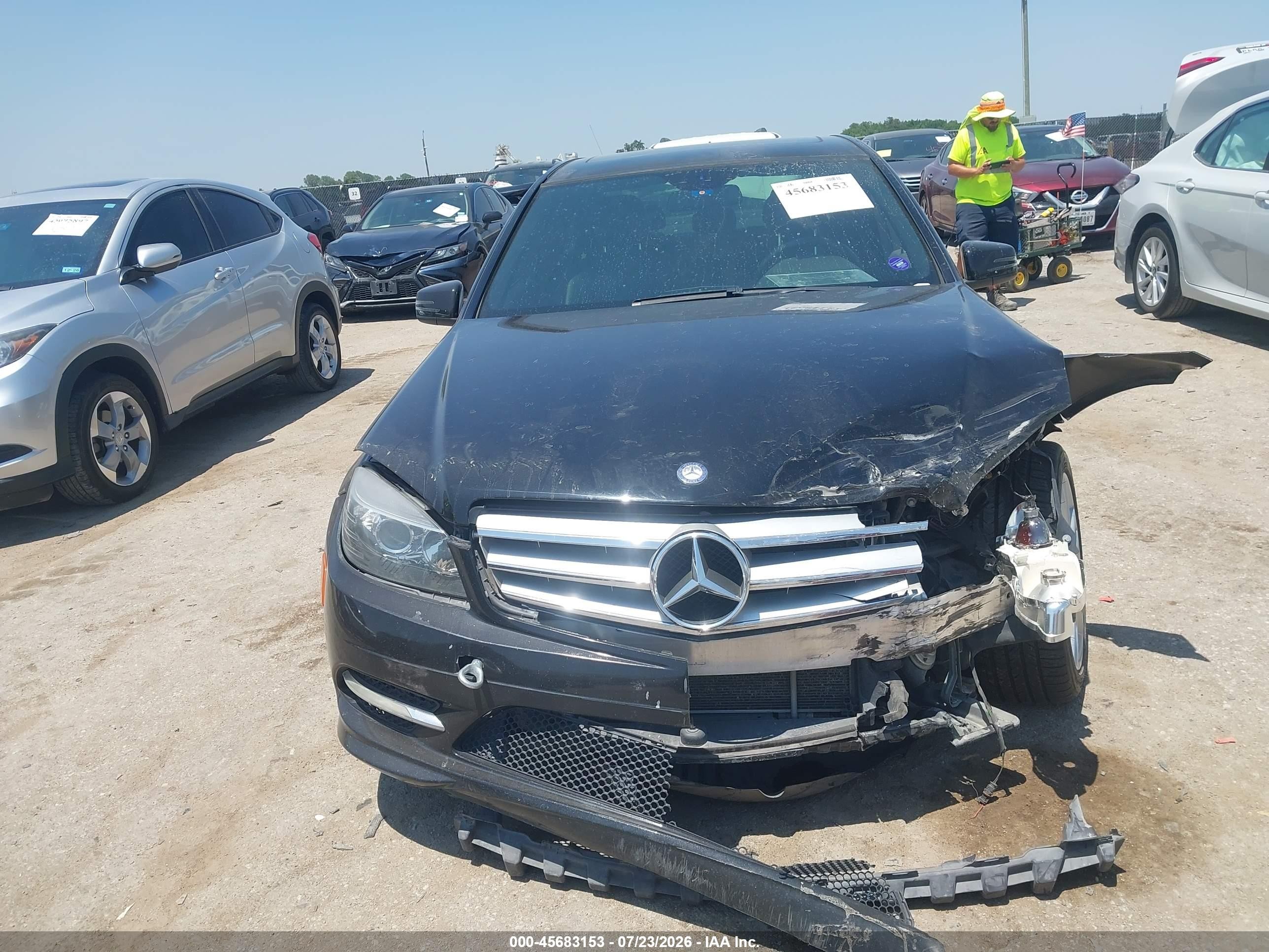 2011 Mercedes-benz C 300 Sport Black vin: WDDGF5EB4BA465968