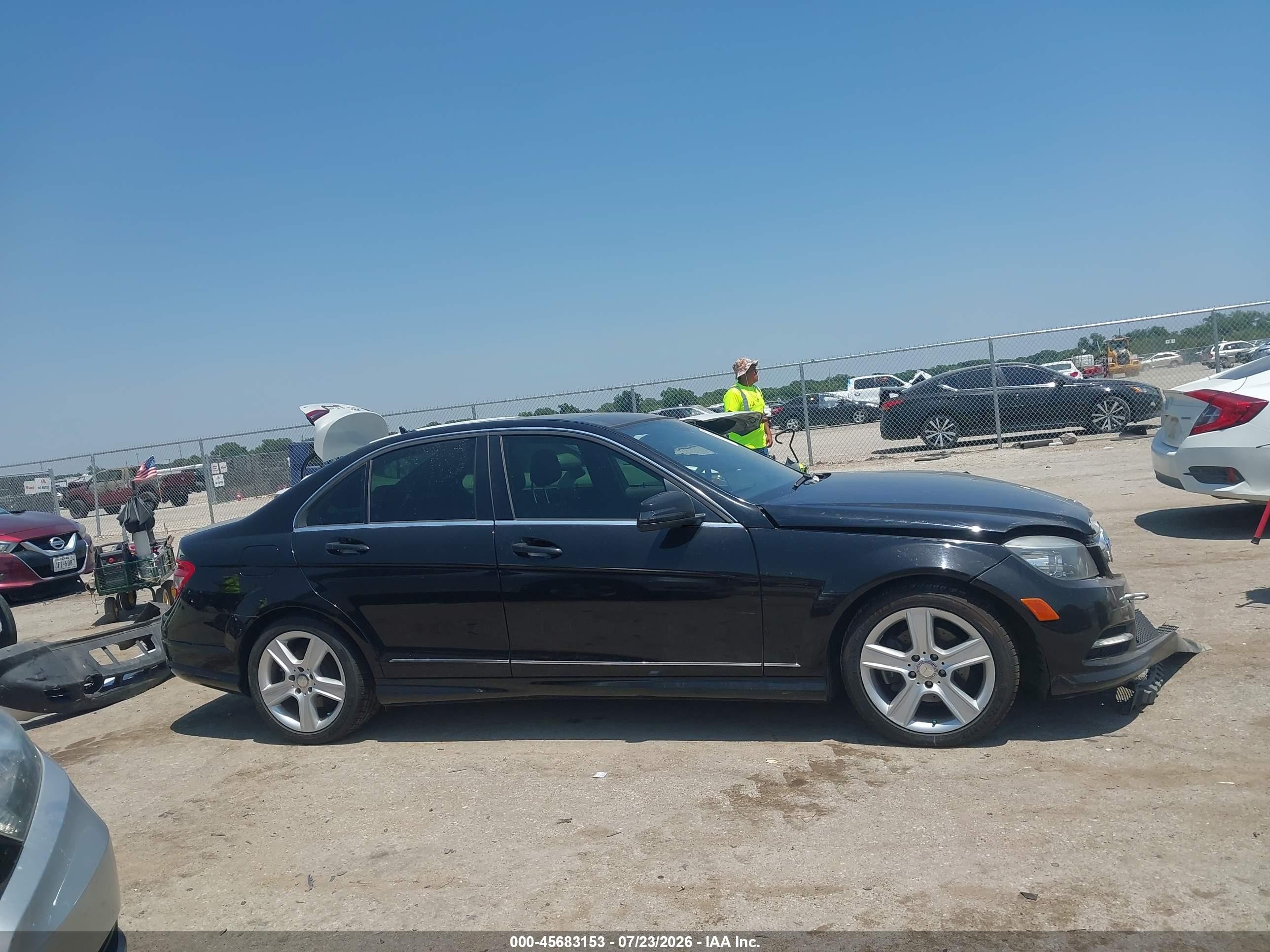 2011 Mercedes-benz C 300 Sport Black vin: WDDGF5EB4BA465968