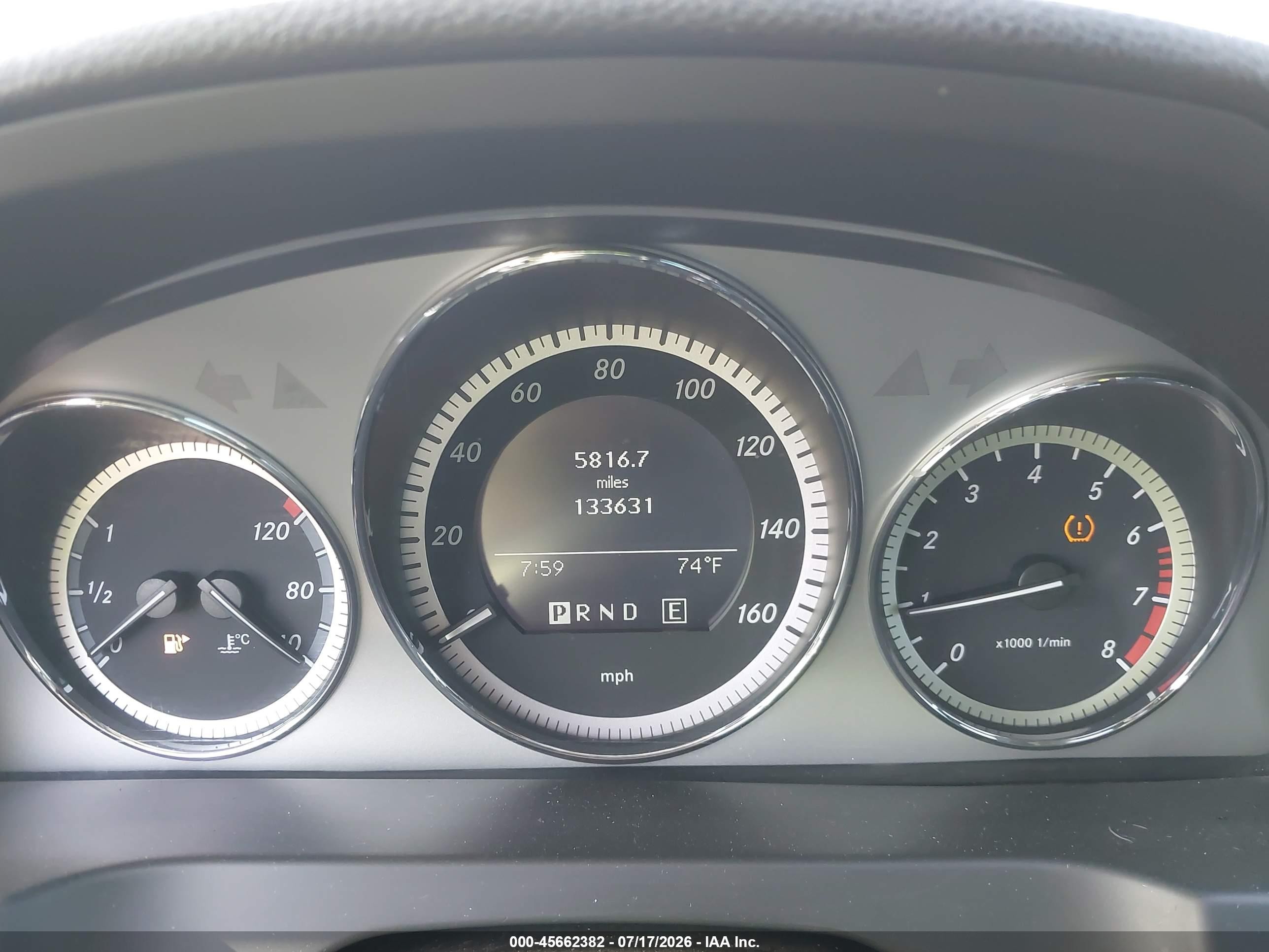 2011 Mercedes-benz C 300 Luxury/sport White vin: WDDGF5EB4BF653568