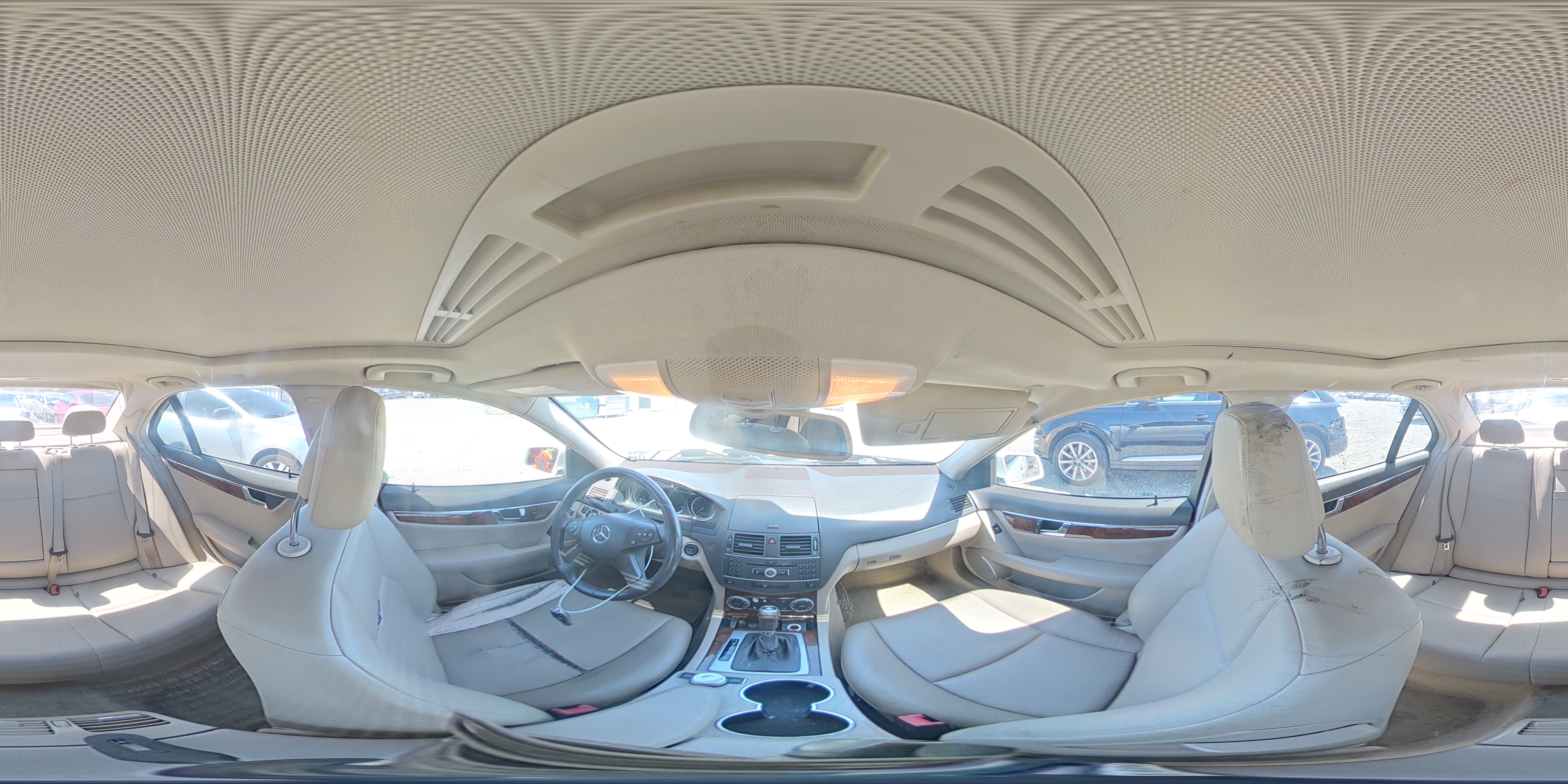 2011 Mercedes-benz C 300 Белый vin: WDDGF5EB4BR141176