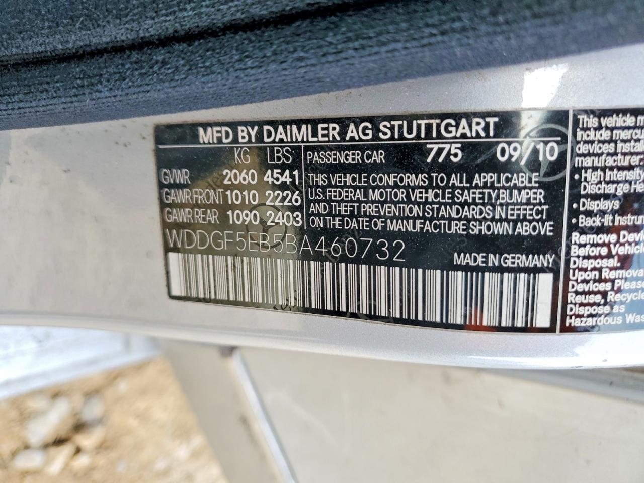 2011 Mercedes-benz C 300 Серебряный vin: WDDGF5EB5BA460732