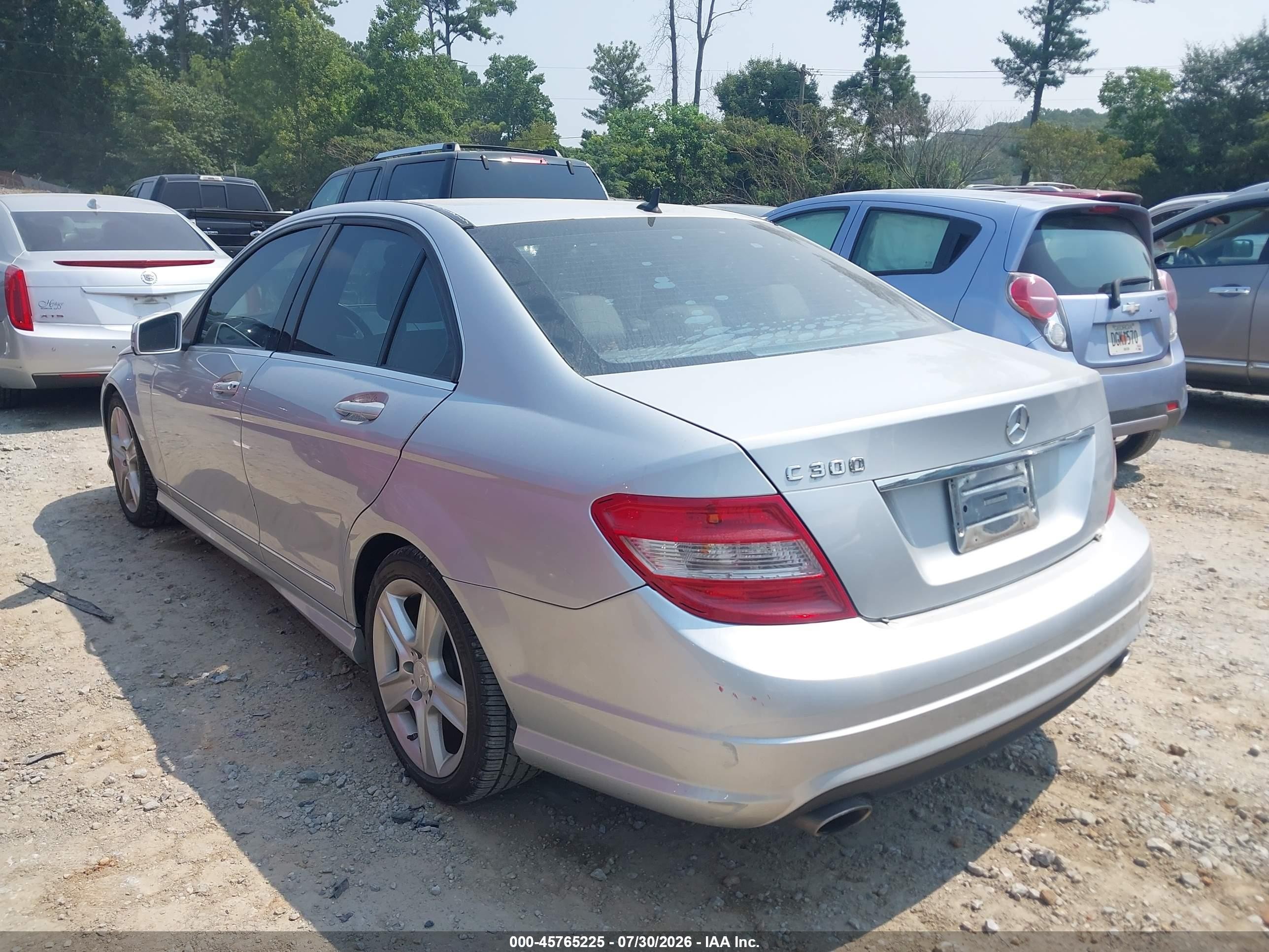 2011 Mercedes-benz C 300 Luxury/sport Silver vin: WDDGF5EB5BR133698