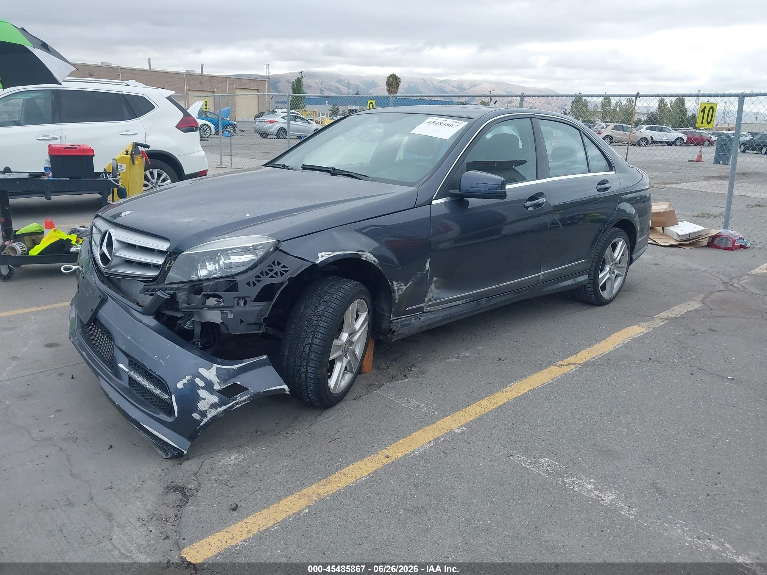 2011 Mercedes-benz C 300 Sport Gray vin: WDDGF5EB5BR141834