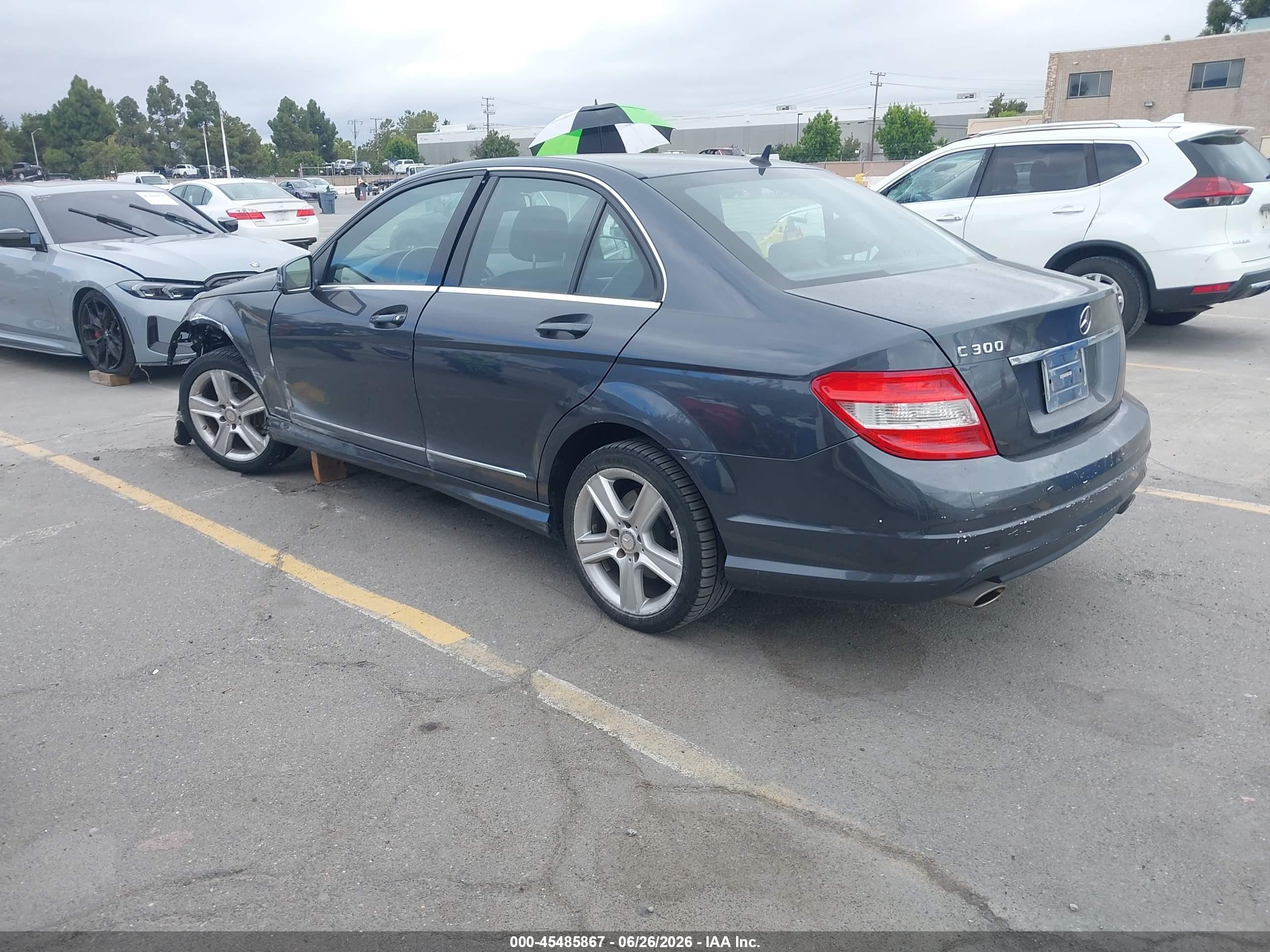 2011 Mercedes-benz C 300 Sport Gray vin: WDDGF5EB5BR141834