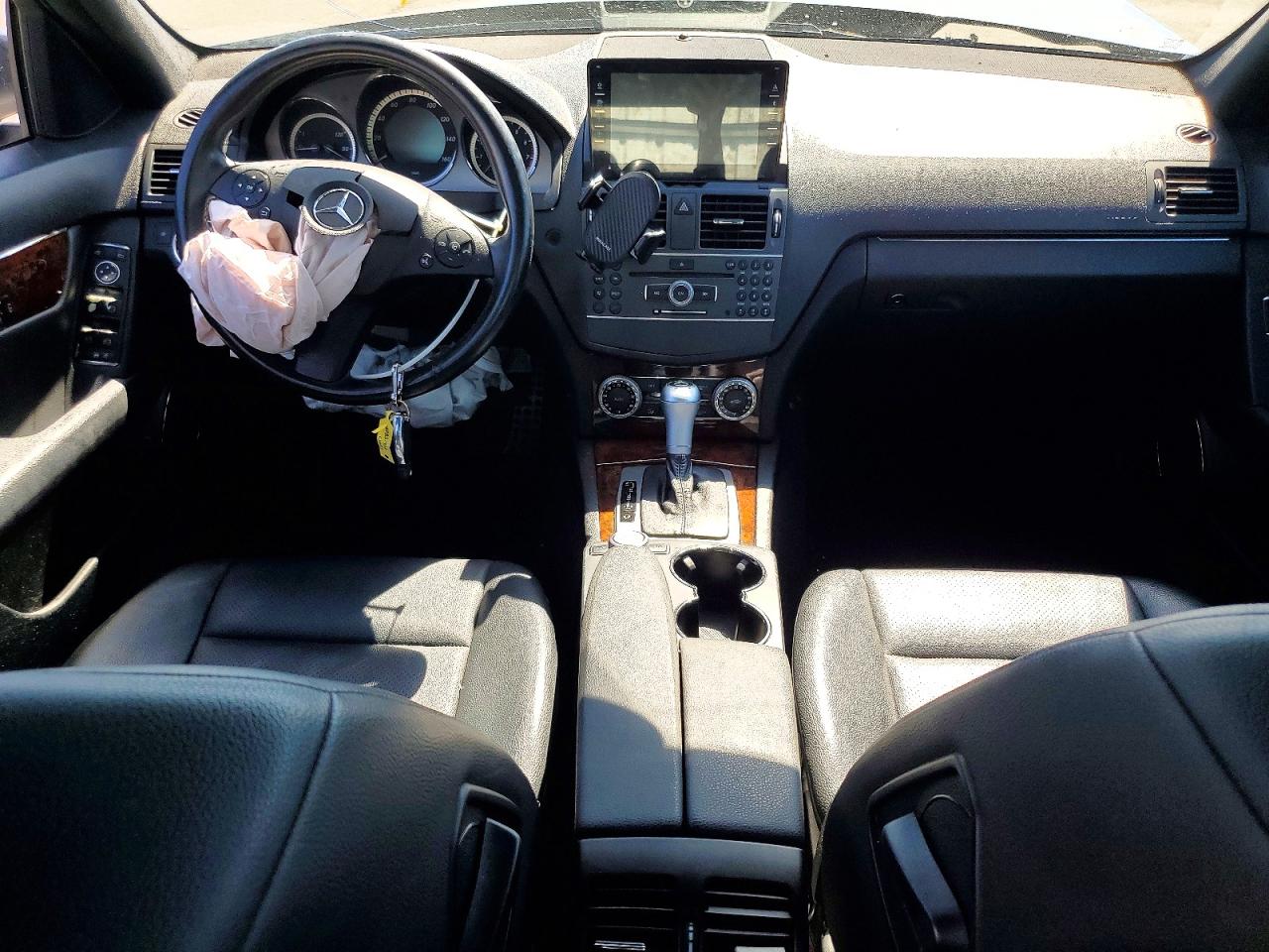 2011 Mercedes-benz C 300 Черный vin: WDDGF5EB5BR169987