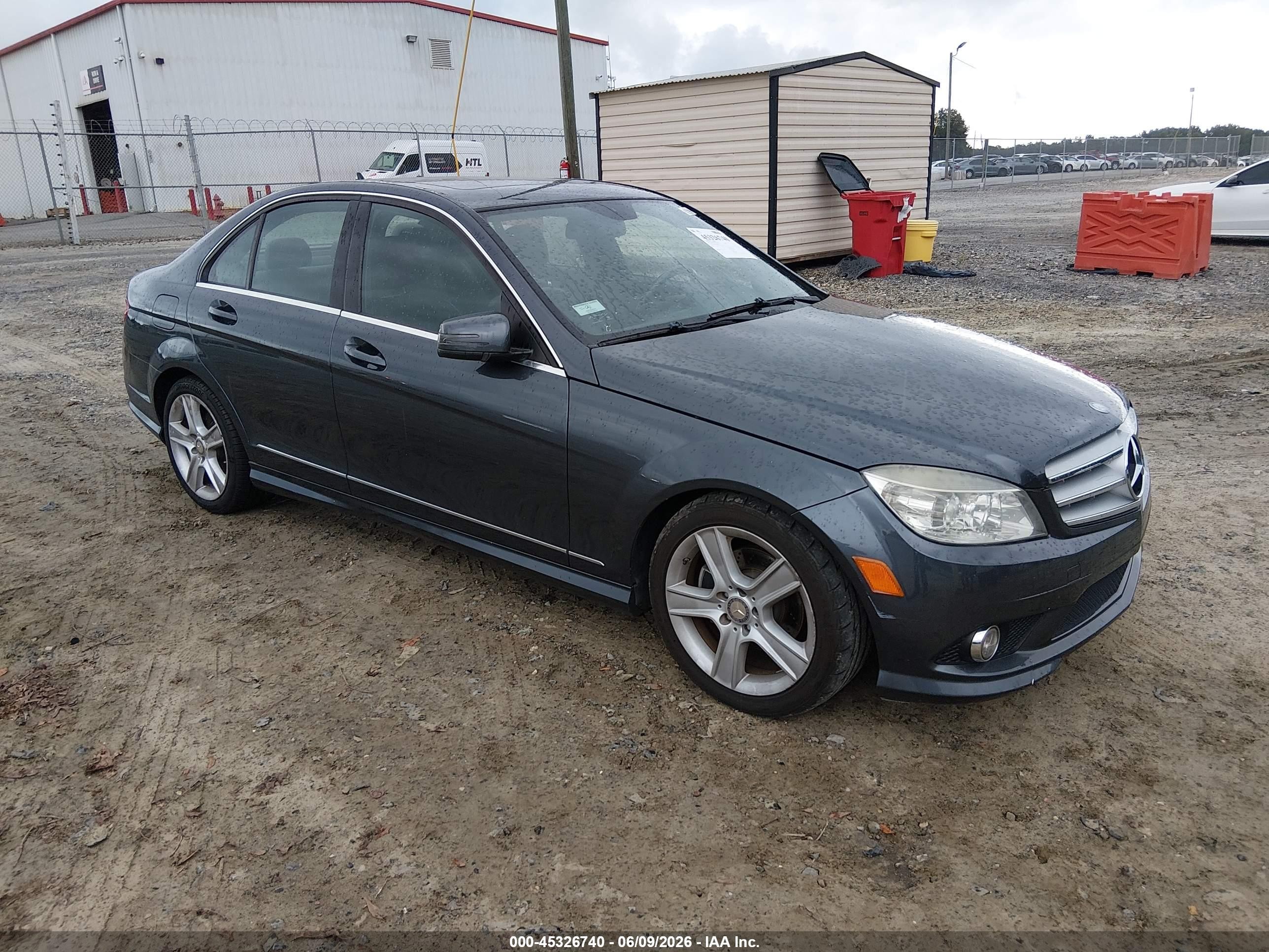 2010 Mercedes-benz C 300 Sport Blue vin: WDDGF5EB6AR092335