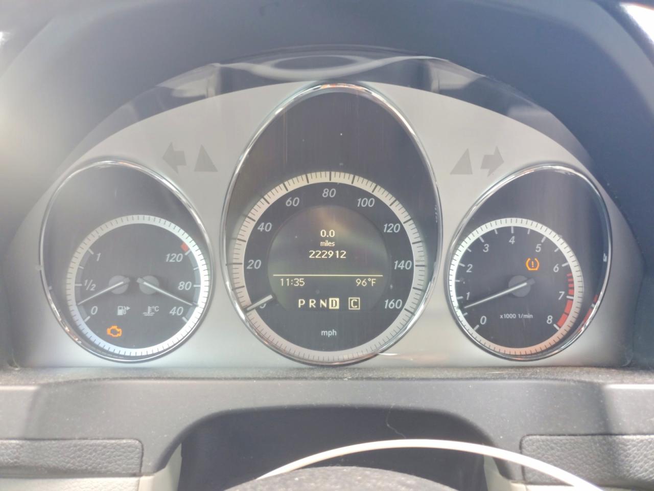 2010 Mercedes-benz C 300 Gray vin: WDDGF5EB6AR104547