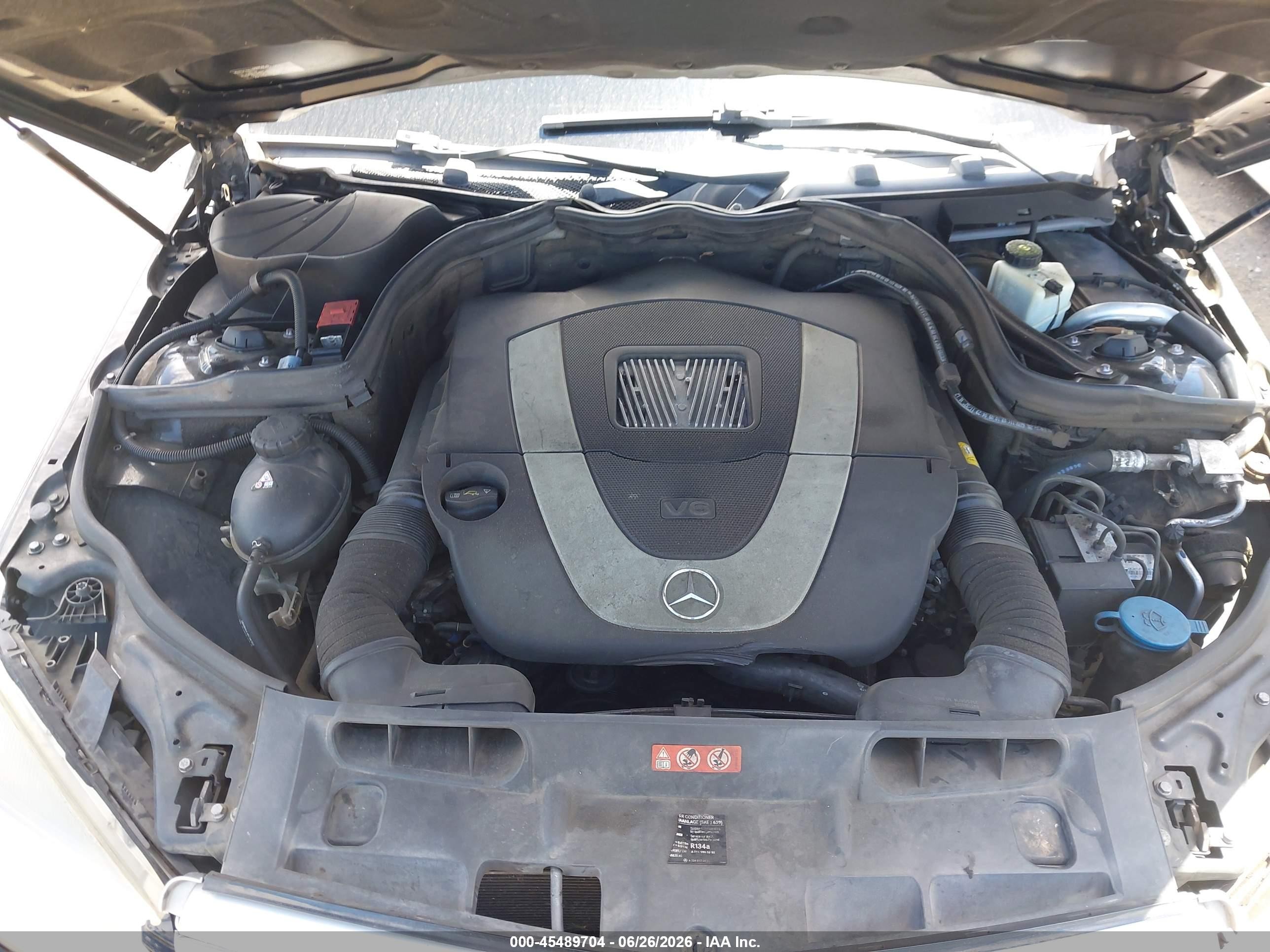 2010 Mercedes-benz C 300 Luxury/sport Black vin: WDDGF5EB6AR110560