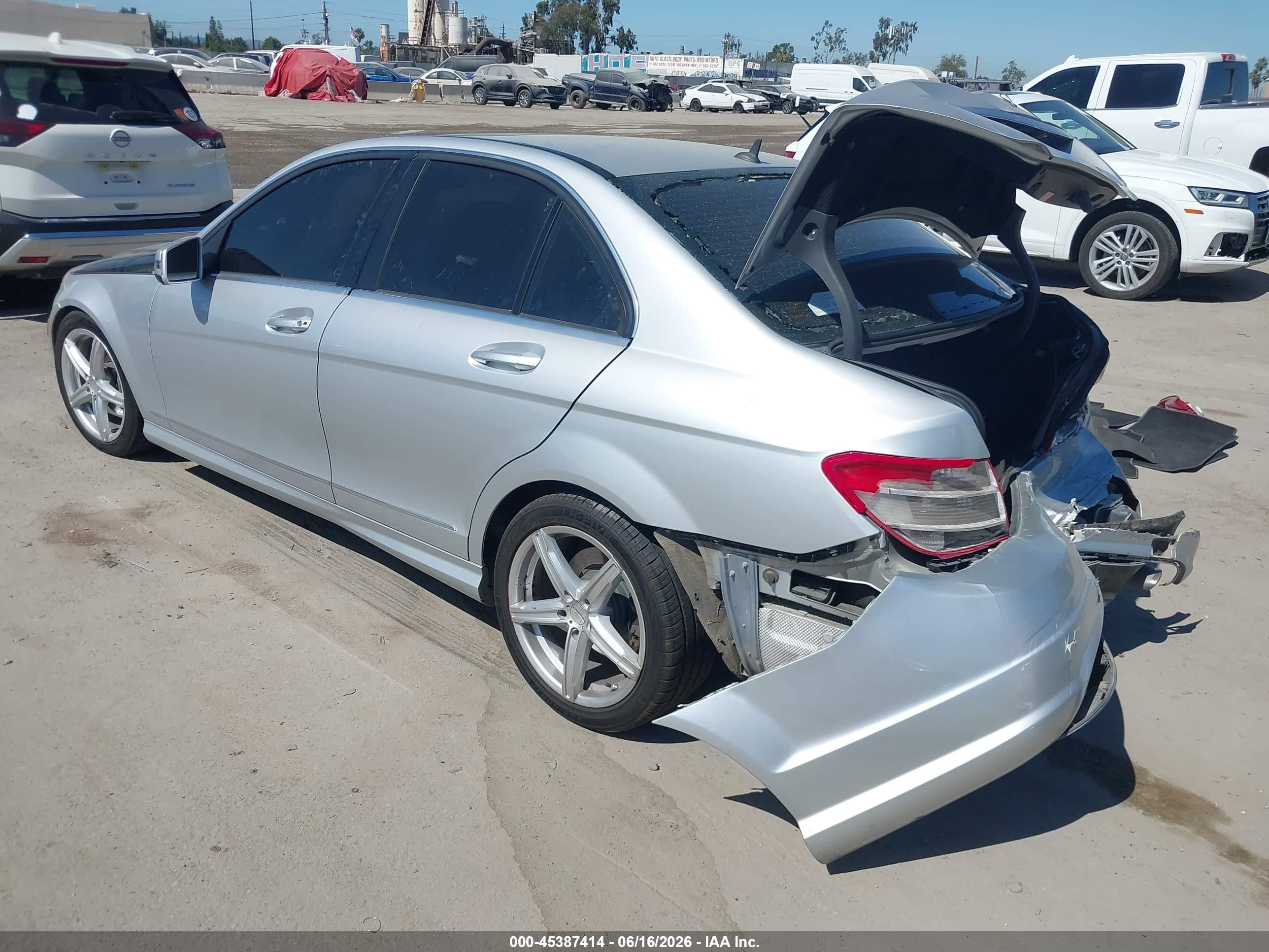 2010 Mercedes-benz C 300 Luxury/sport Gray vin: WDDGF5EB6AR110770